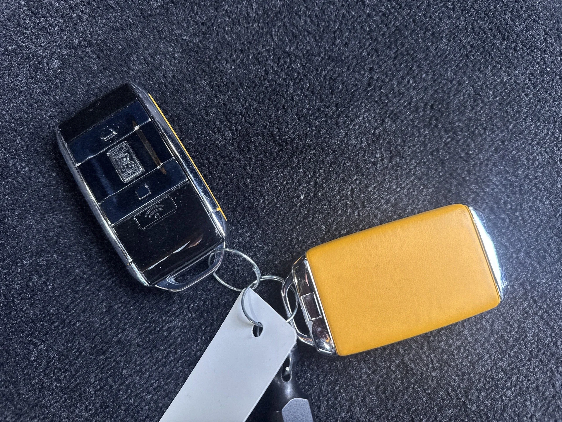 mph028_3676506453_dff69a392e3a70982b559cf7e1cc3bcdx_a6cdf39e49