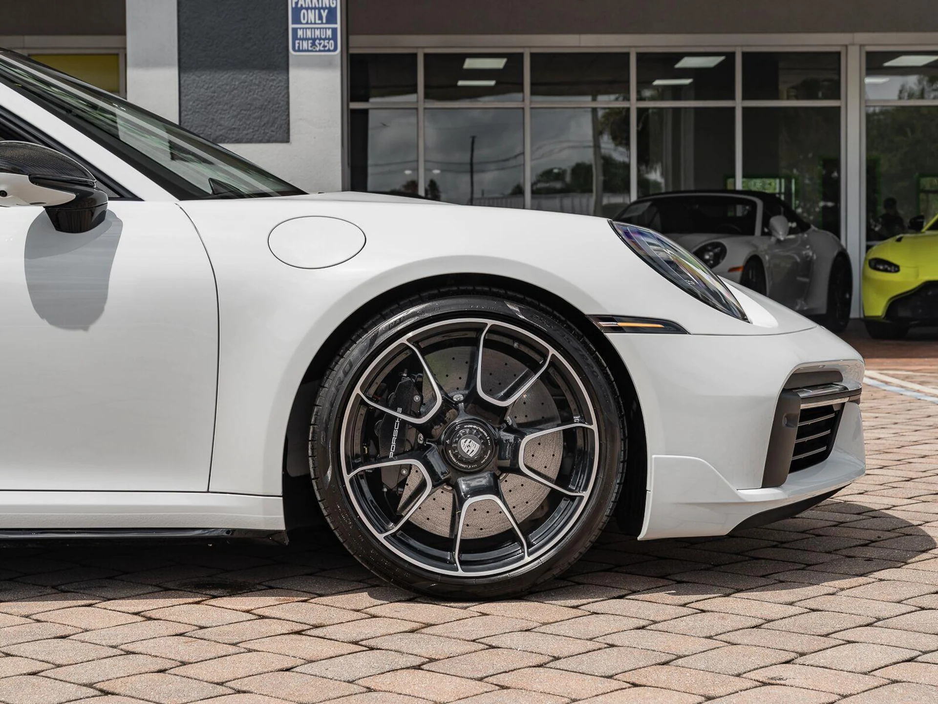 mph028_3684498828_Used_2023_Porsche_911_Turbo_S_1790111621_f8008d0e9b