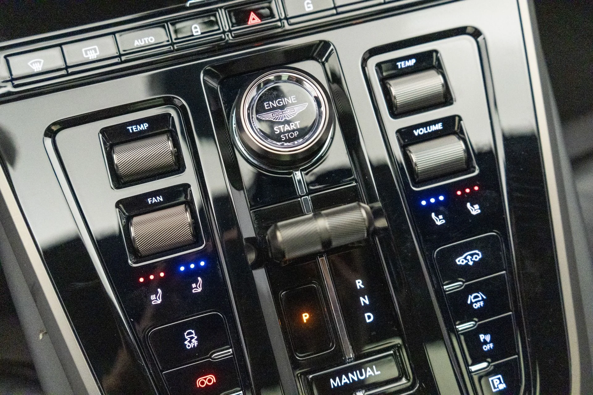 mph028_368624044_Used_2025_Aston_Martin_DBX_707_23_Inch_Wheels_Factory_Matte_Paint_697_Horsepower_1774034848_b6aa68f8a8