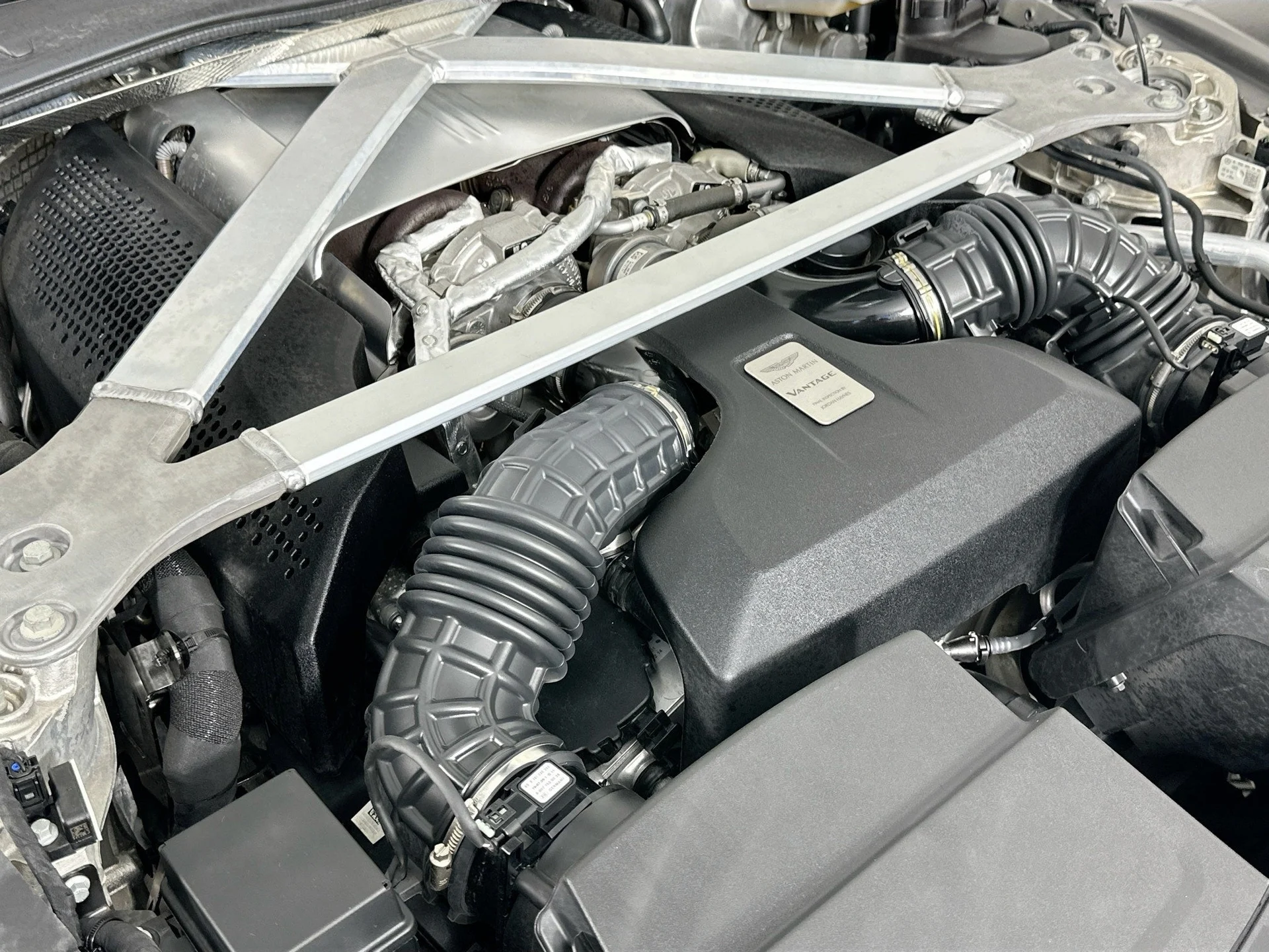 mph028_369192355_29_bd8b6dc272