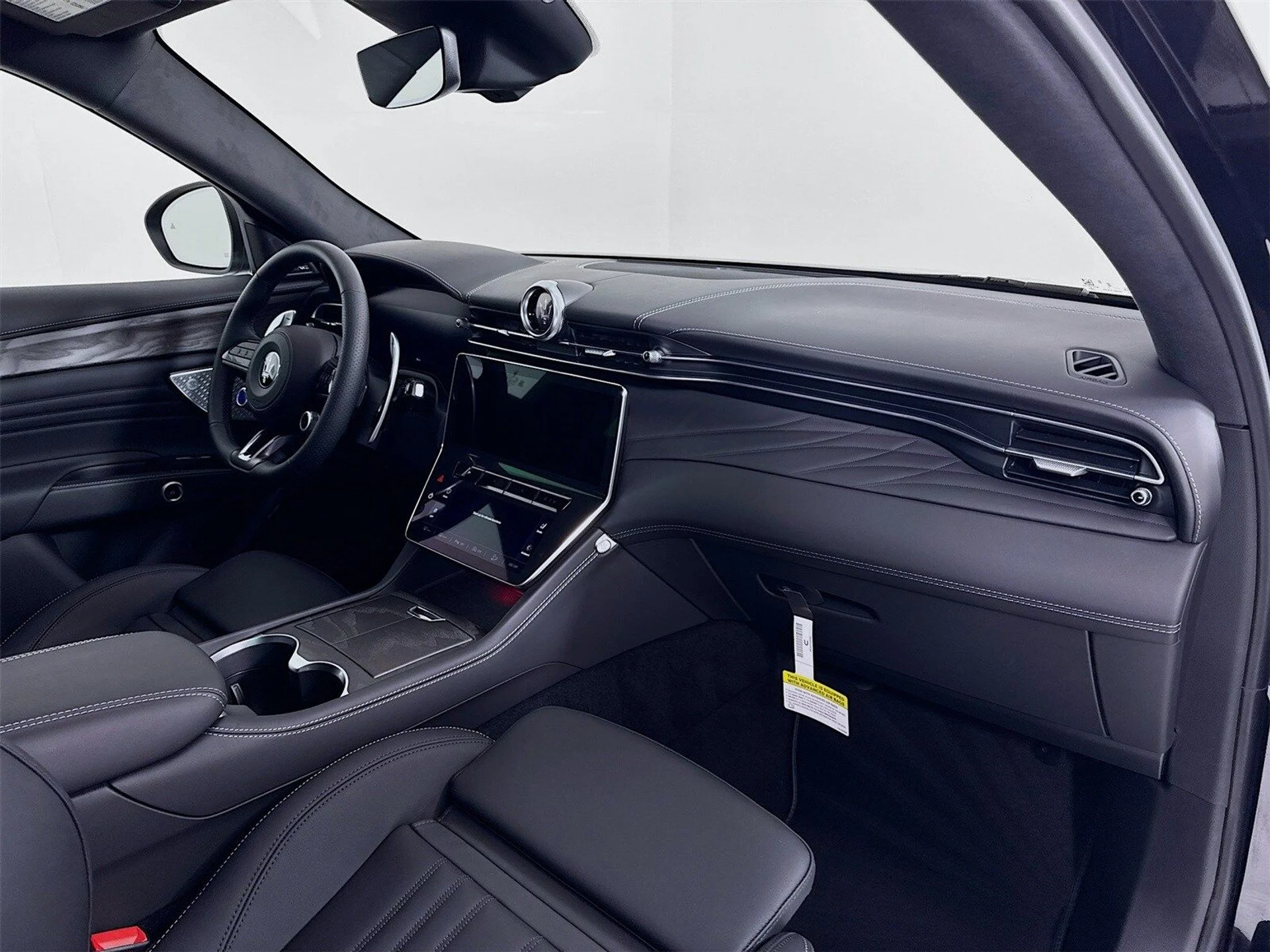 mph028_36999255_28ad92f74f2cd5b4a450a4b0a2009710x_8ffeb09494