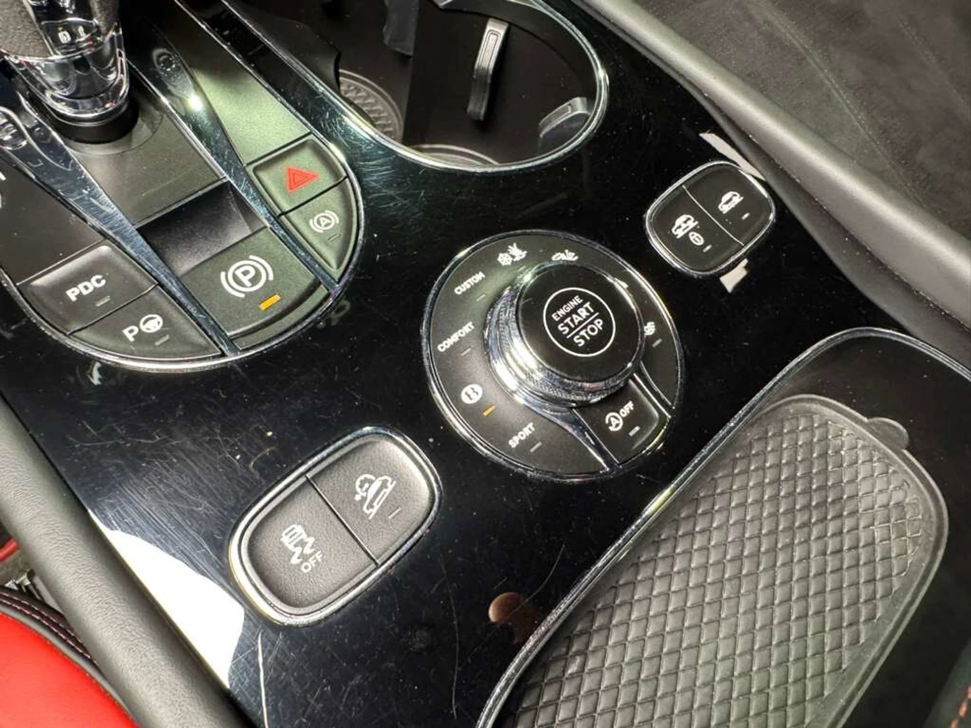 mph028_3703354876_c8c79261719a766e171f326060f4a1e1_a7bebde5e6