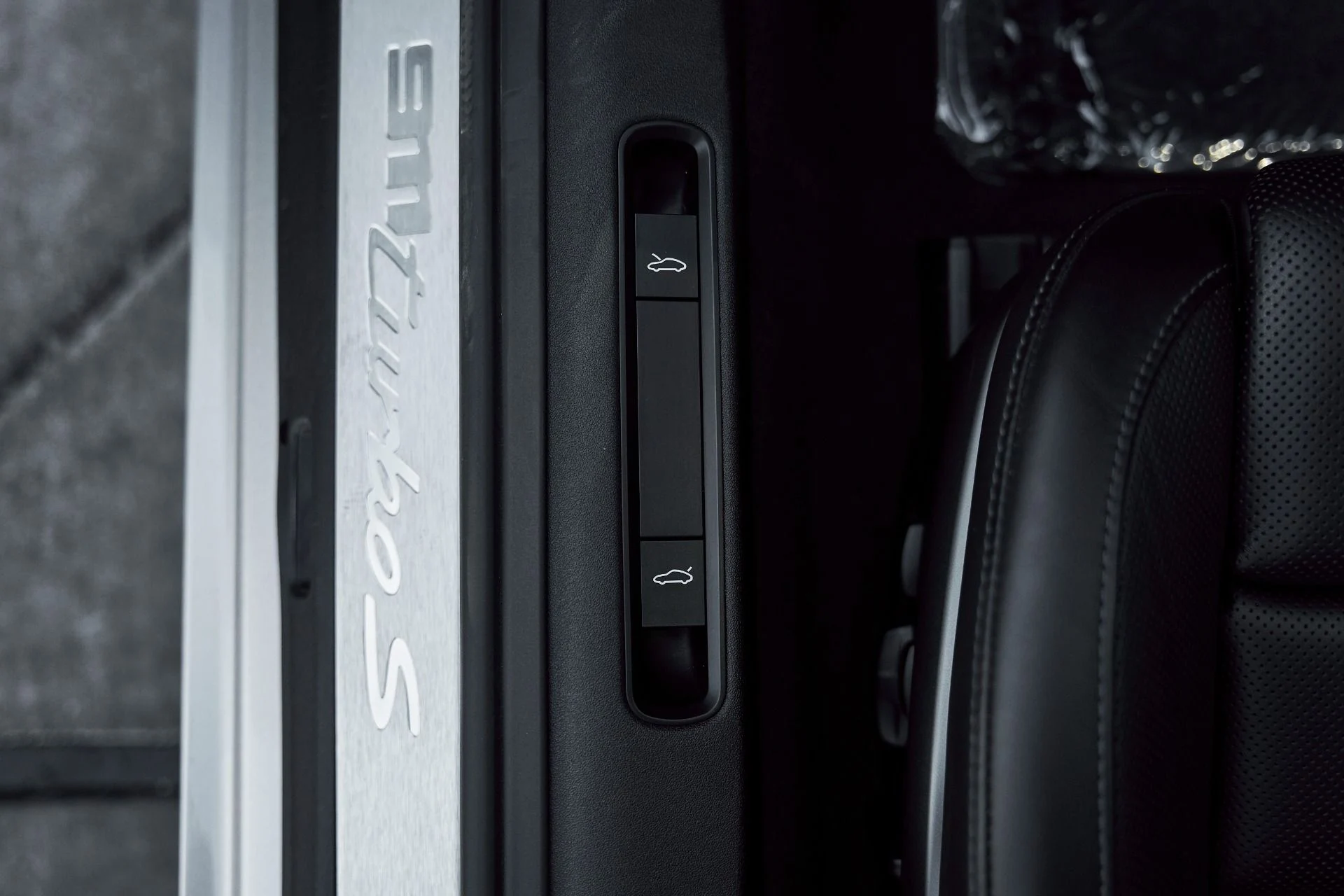 mph028_371177793_Used_2021_Porsche_911_Turbo_S_1769305672_fd4f4739d0