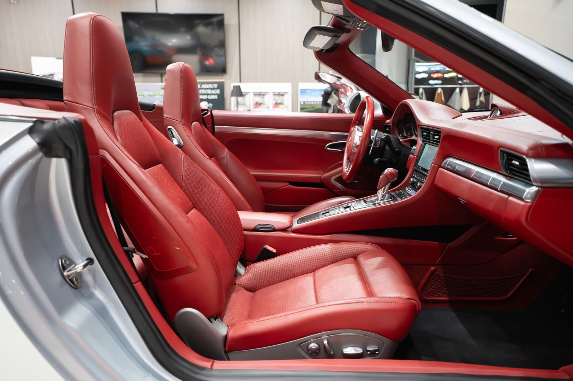 mph028_3718223509_13247_p29_l_e13fb10446