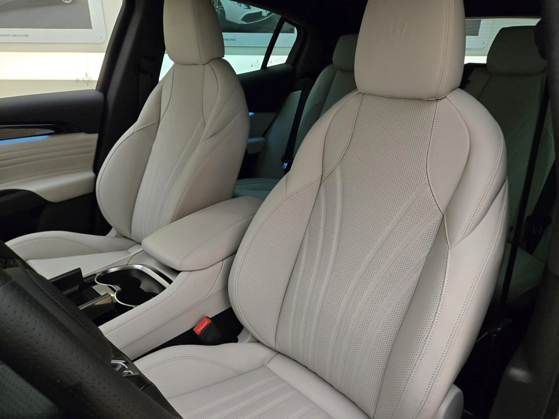 mph028_3725733946_New_2026_Maserati_Grecale_Modena_1787635346_e4b1a9f760