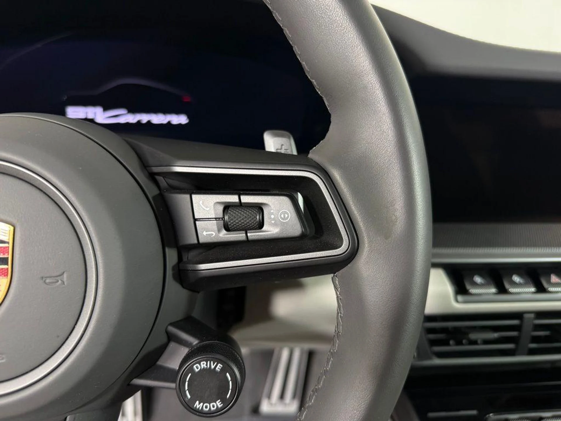 mph028_3725919050_Qb_Pt5_N_Kb_L740o71_S9zu_YT_Id_Vnc_A_06bb5e4cac