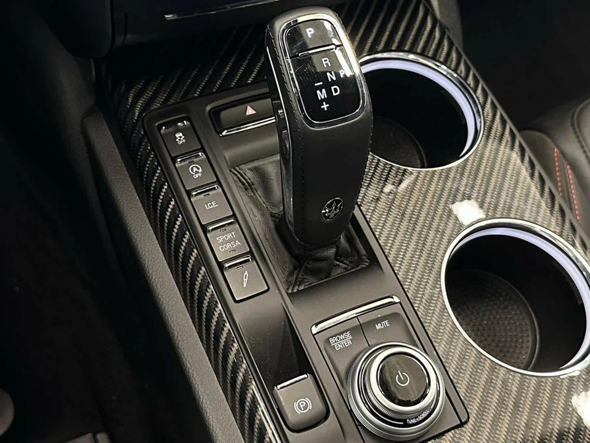 mph028_372640669_t_XMV_5u3wl_N65_Lod_Ca7_L3_Xo_B_Qn4_ca9e50b3f1