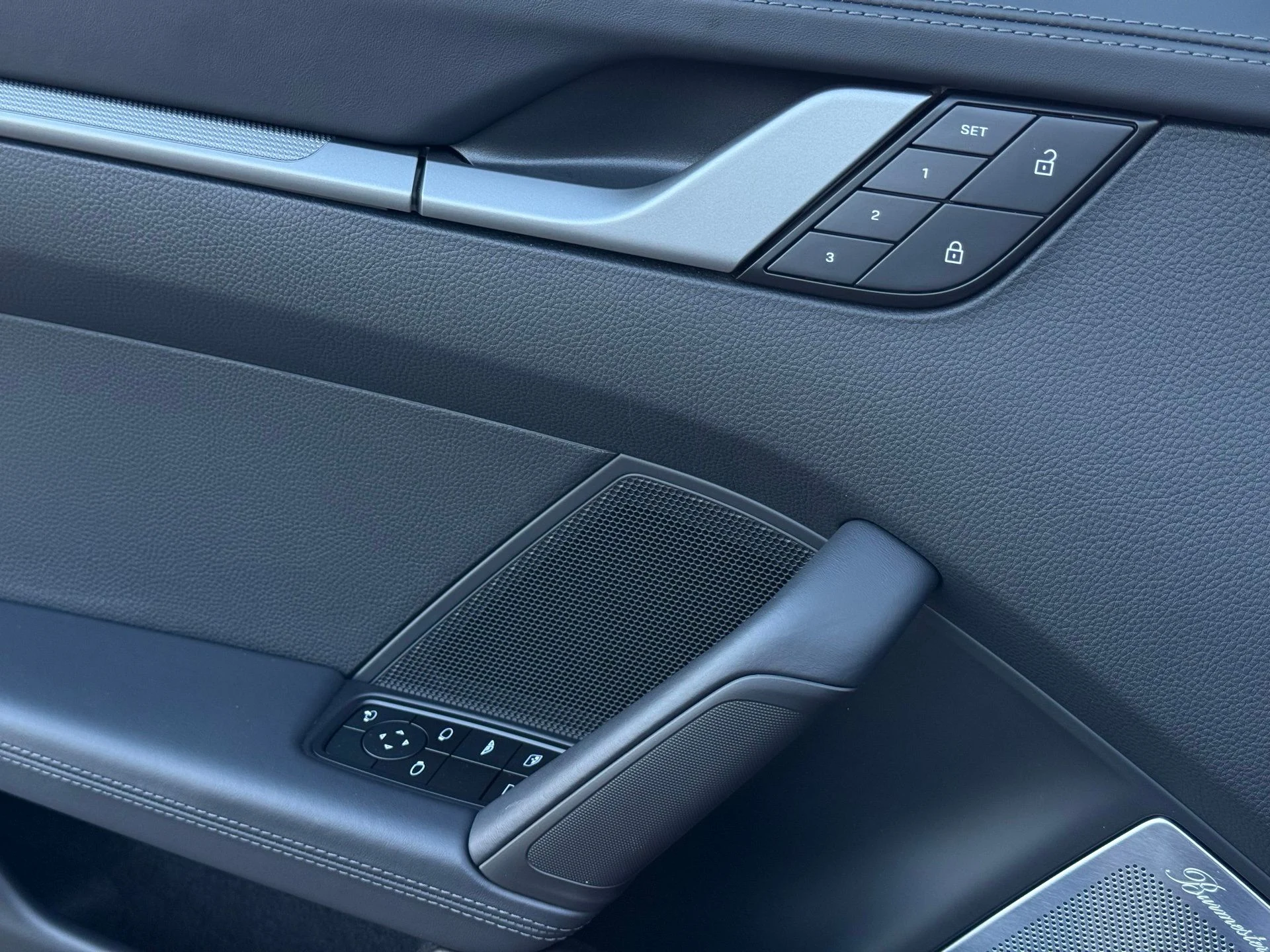 mph028_3729125733_c2145706f1267e2922520ecc8579f254_69b4cfff73