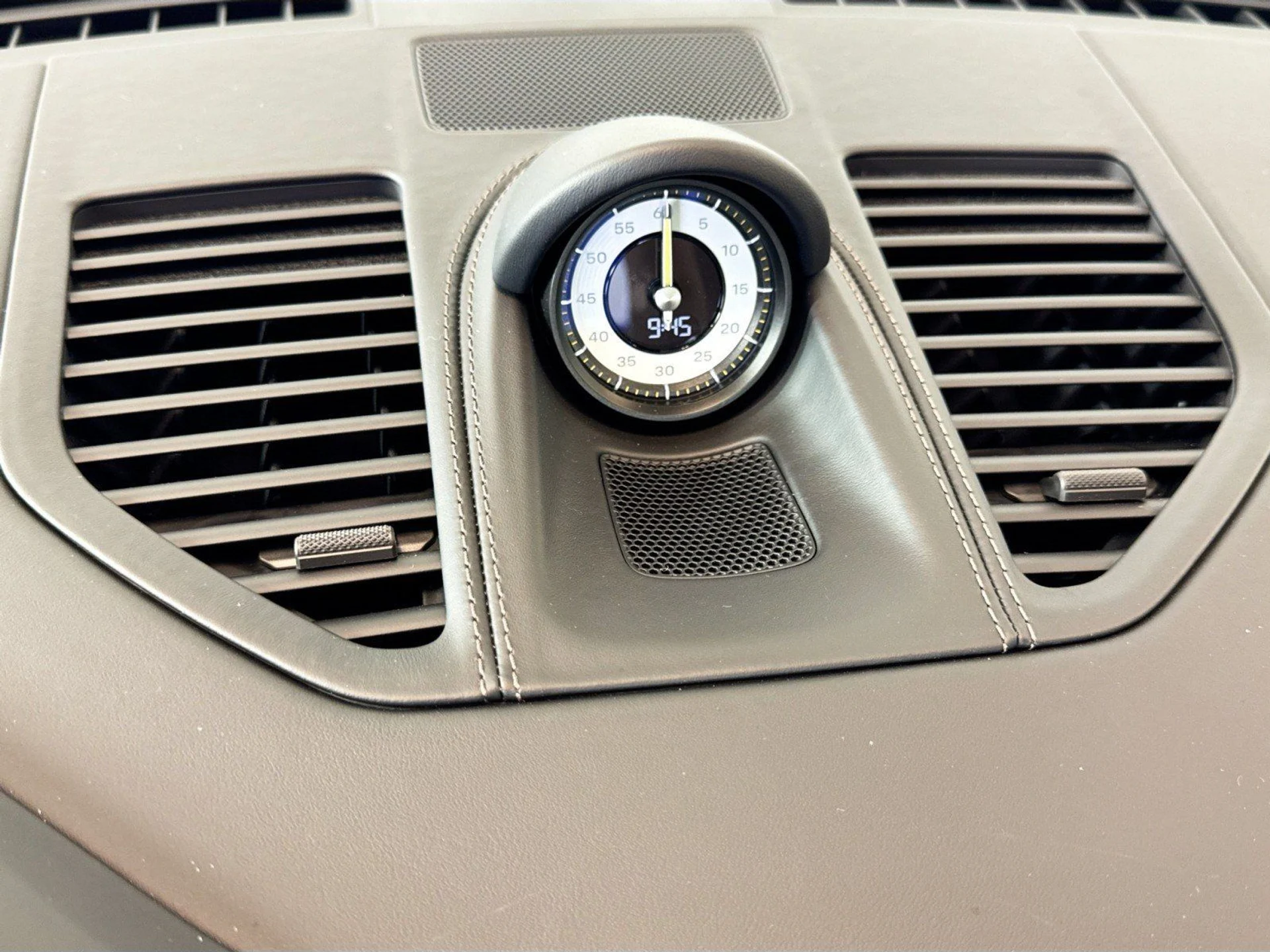 mph028_3732704768_92b510a188046850550823a538e4e372_ed701ee0e8