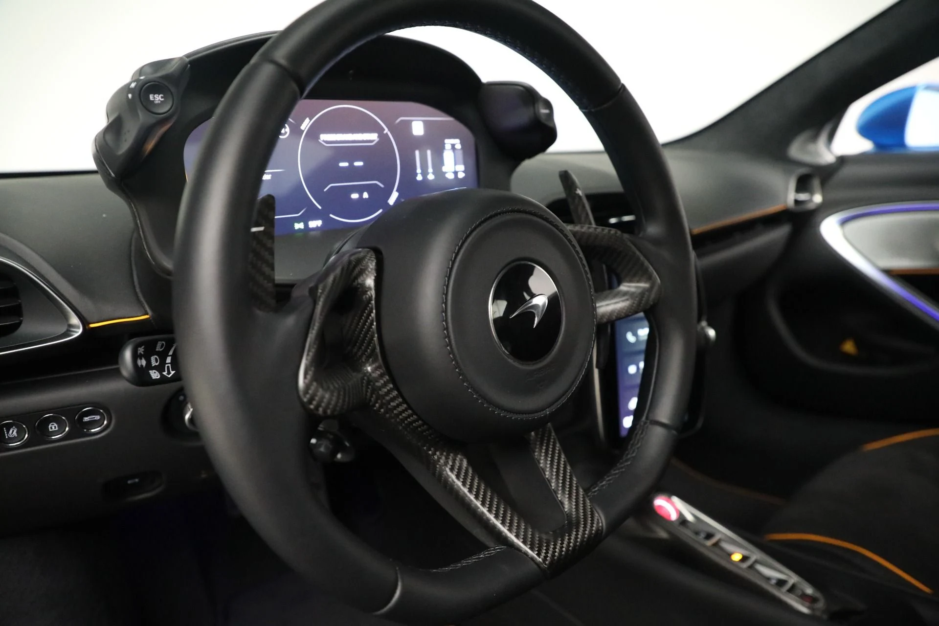 mph028_3739506159_Used_2024_Mc_Laren_Artura_Vision_1a7d3a3964