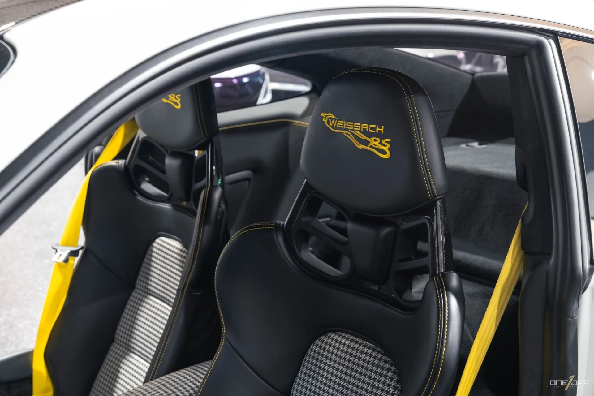 mph028_3745806732_Used_2019_Porsche_911_GT_3_RS_Weissach_w_MASSIVE_275_K_MSRP_FULL_1016_Carbon_Kit_Full_PPF_1773188536_fb104d66ce