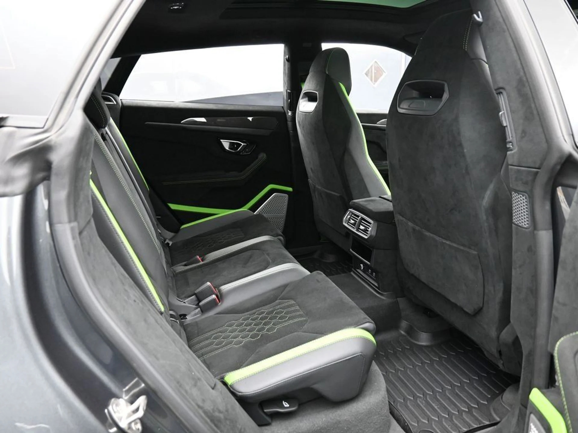 mph028_3746126874_ee7c0938c286fbde9b5ba962d90d6423_407f85b4b8