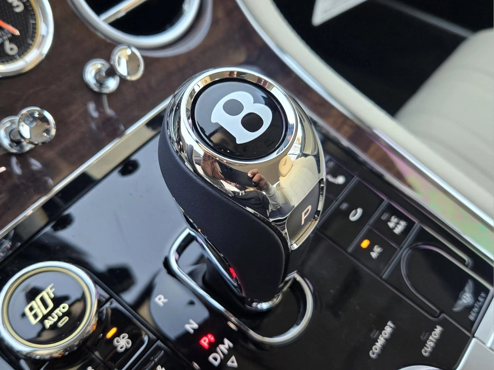 mph028_3747762110_789c10e14331fdbf4783eb7c2a8cb2dcx_f29d1a0865