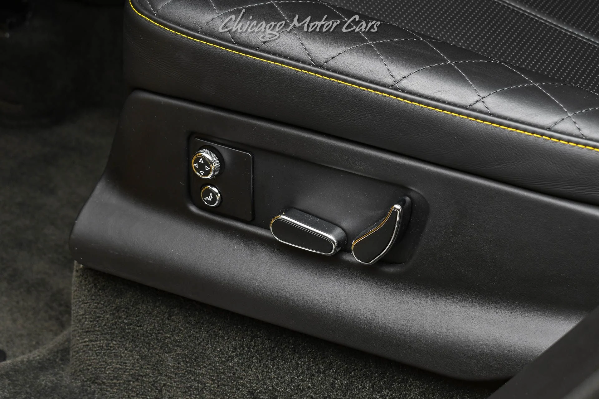 mph028_3748061702_13038_p29_l_3a4cbd7a4a