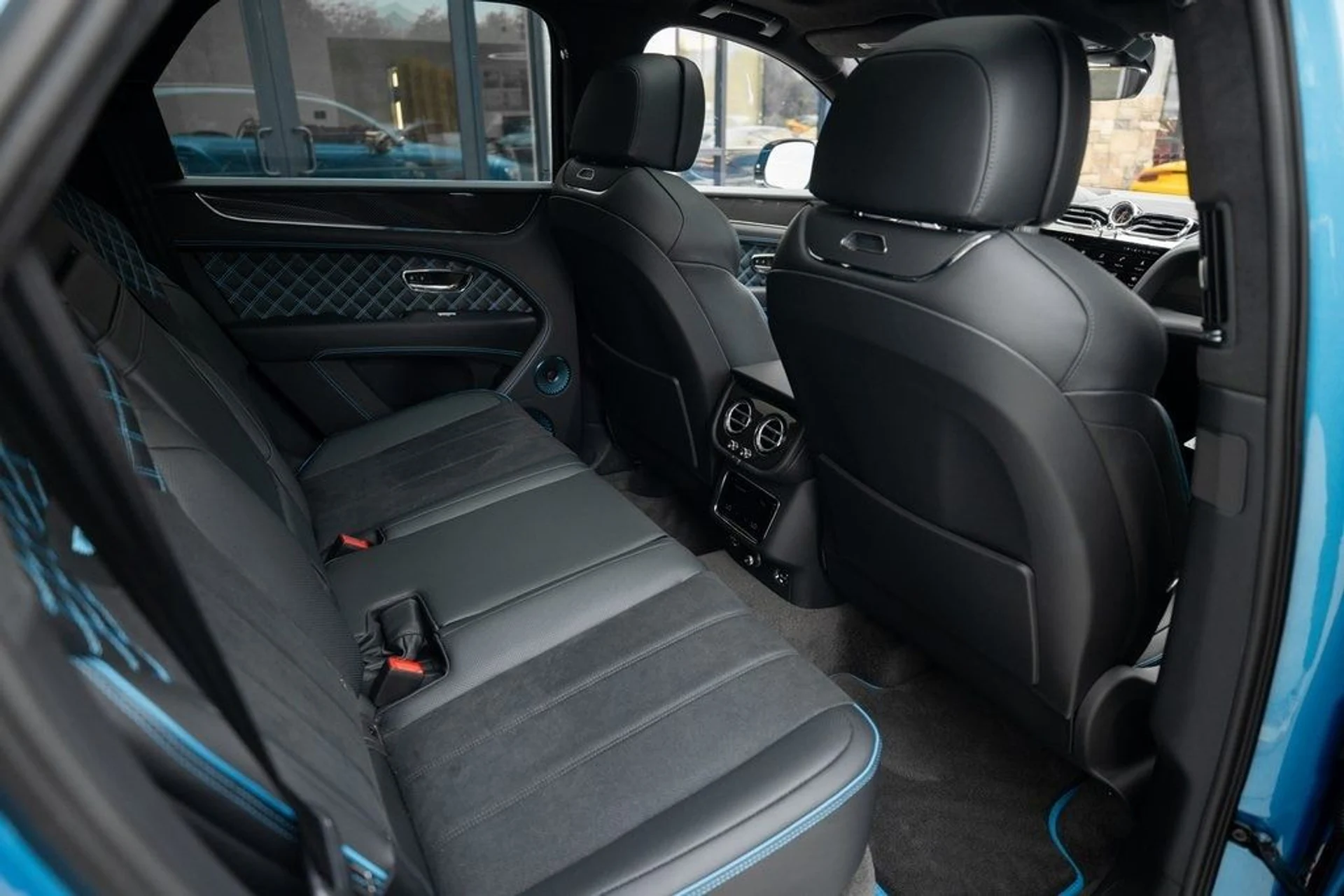 mph028_3751354497_f37474a85dc14437b8dbc453e07f72f5x_bd3198085f