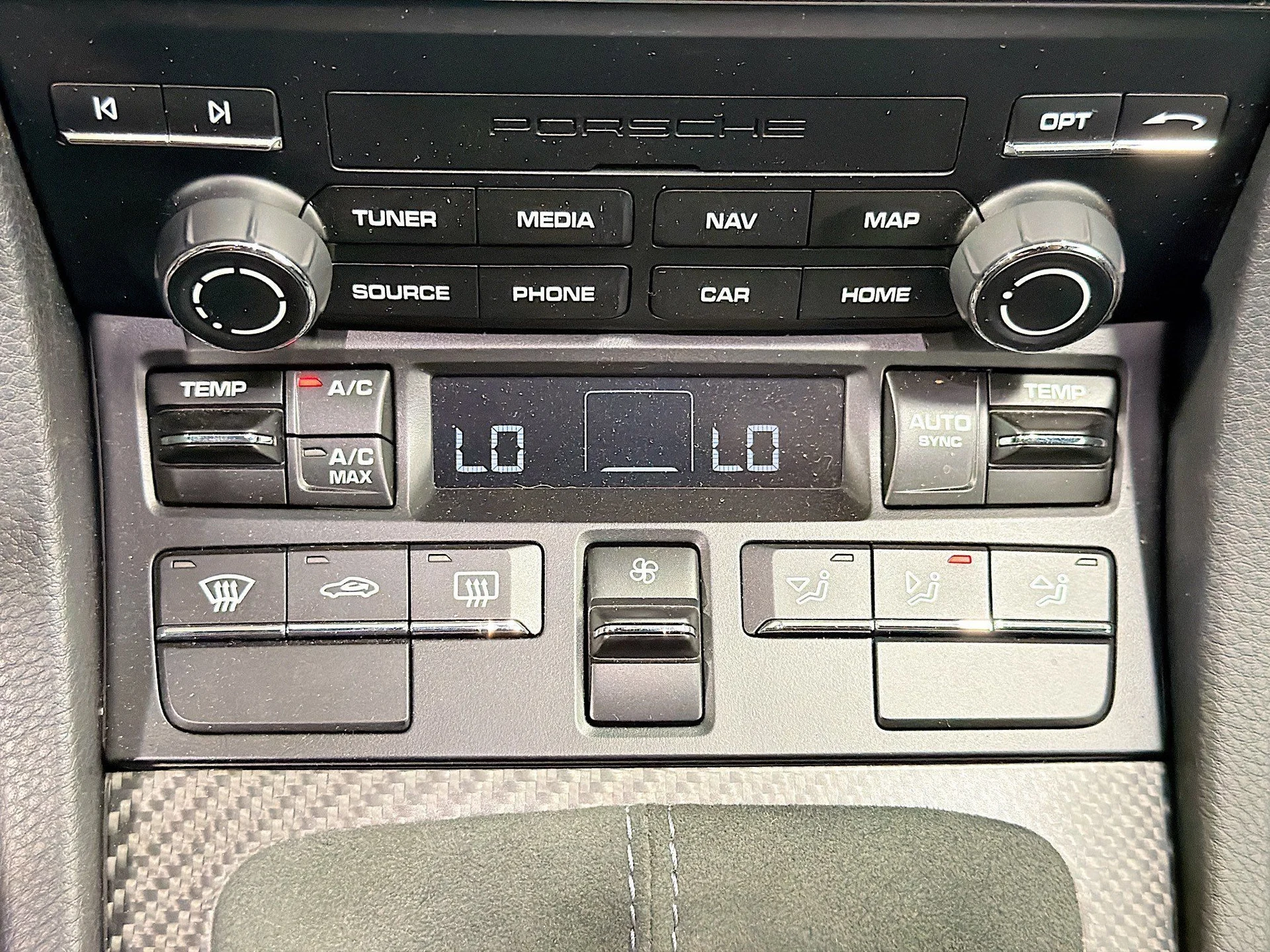 mph028_3754681993_c564610c7dd985d81473eba486496075_e0a0dac4e8