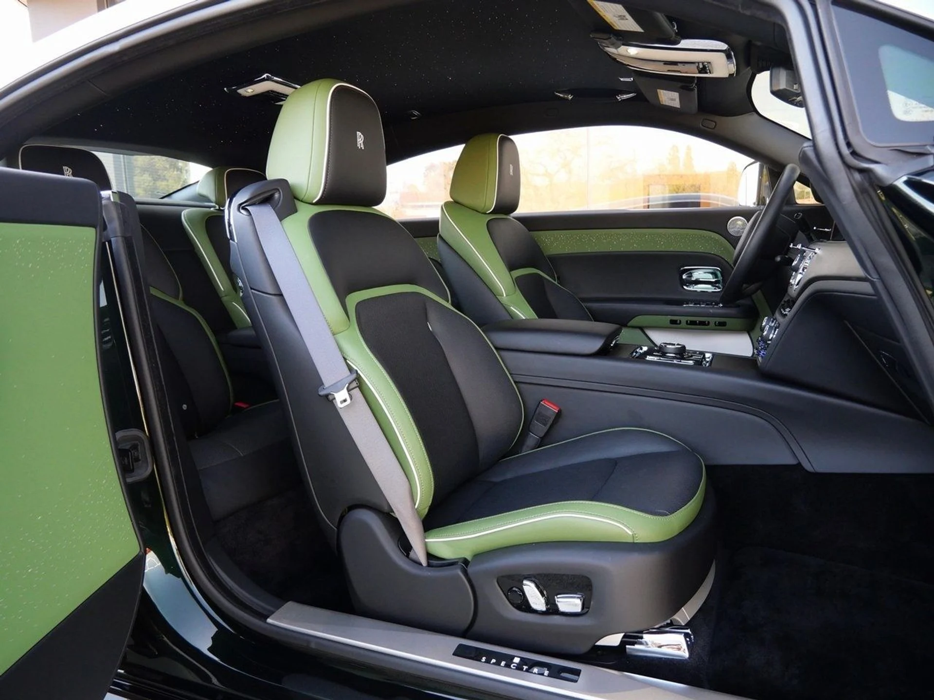 mph028_3759189863_10cb470c8565549b9a91b7355a5694bfx_a2a4389549