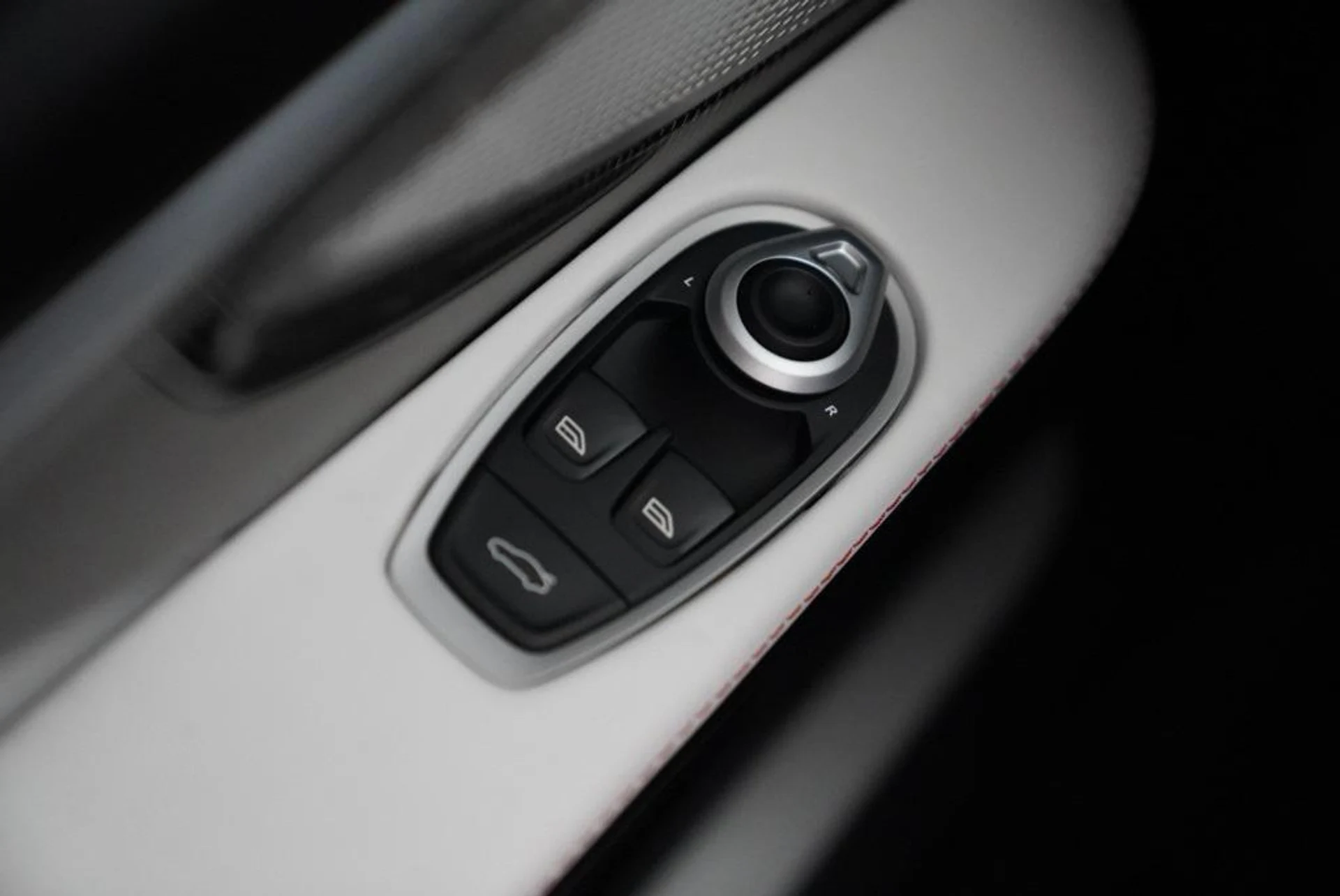 mph028_3759967117_J_Sf_NYD_86_MZ_zea9m_Jet_HTI_Cq_A_Ek_aefe1753c3