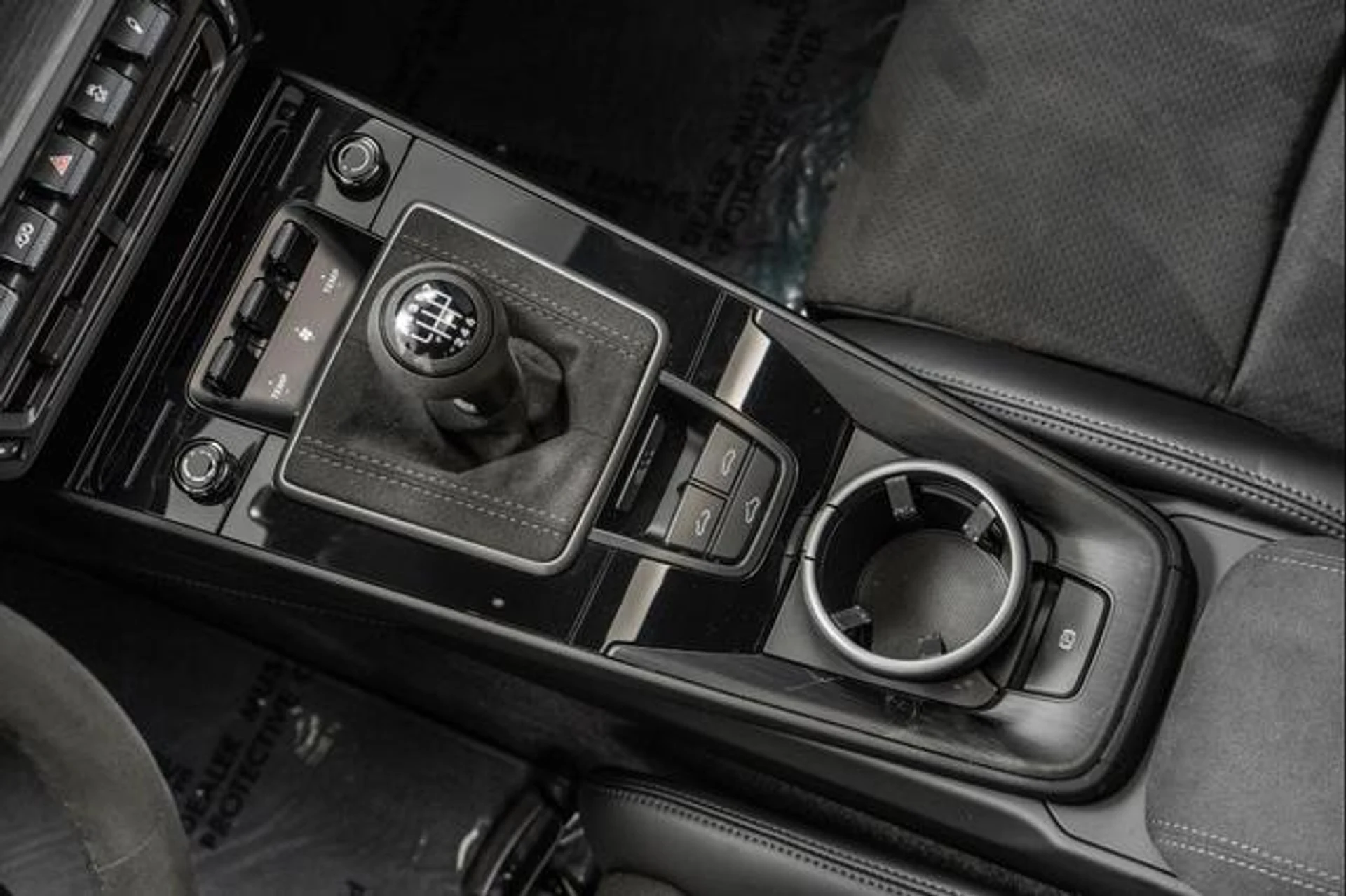 mph028_3770289317_Lobx6_Z_Oe_F_Zi5j7_P8hvpr_Xr5o8_E_c4c8d17e88