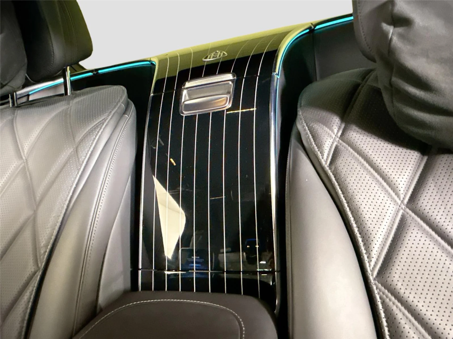 mph028_3779798512_b38c15abc32002bf83431eac40e5c31c_572db309ad