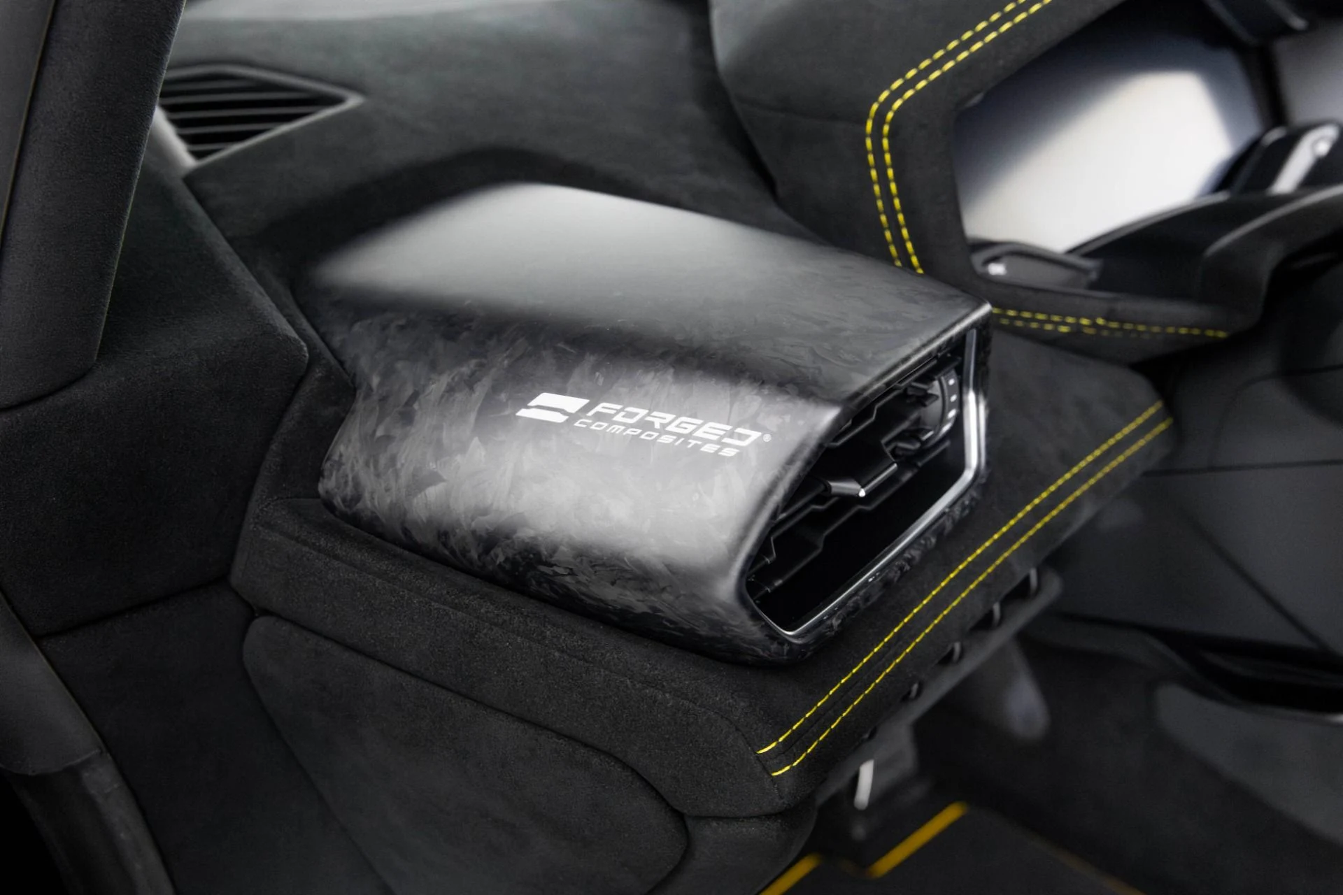 mph028_3782554621_Used_2018_Lamborghini_Huracan_Performante_1762565908_83edd5bb5c