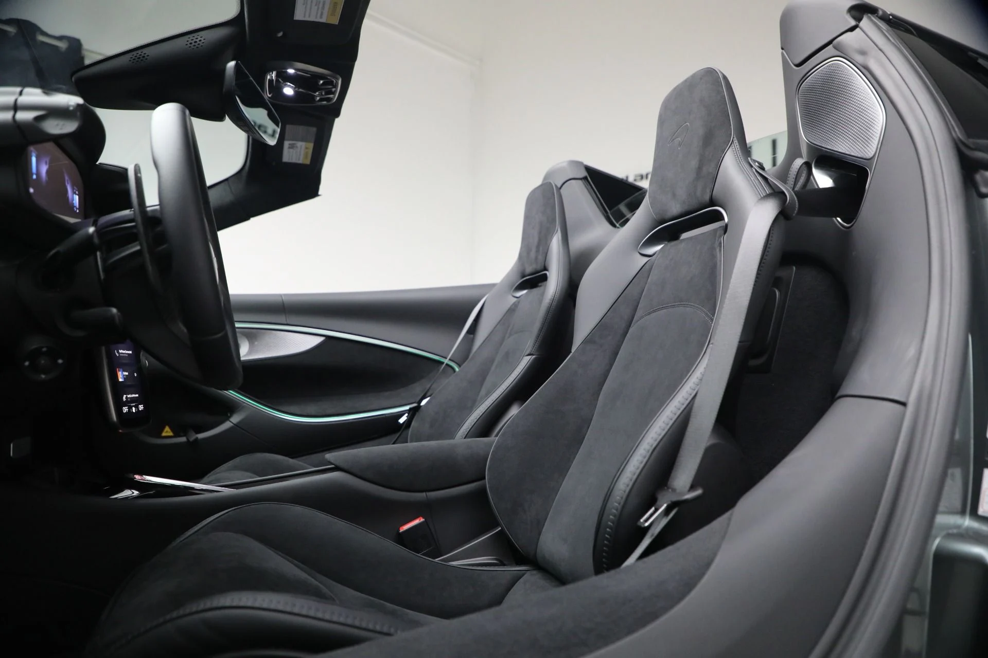 mph028_3791328127_New_2026_Mc_Laren_Artura_Spider_Performance_96fdda5896