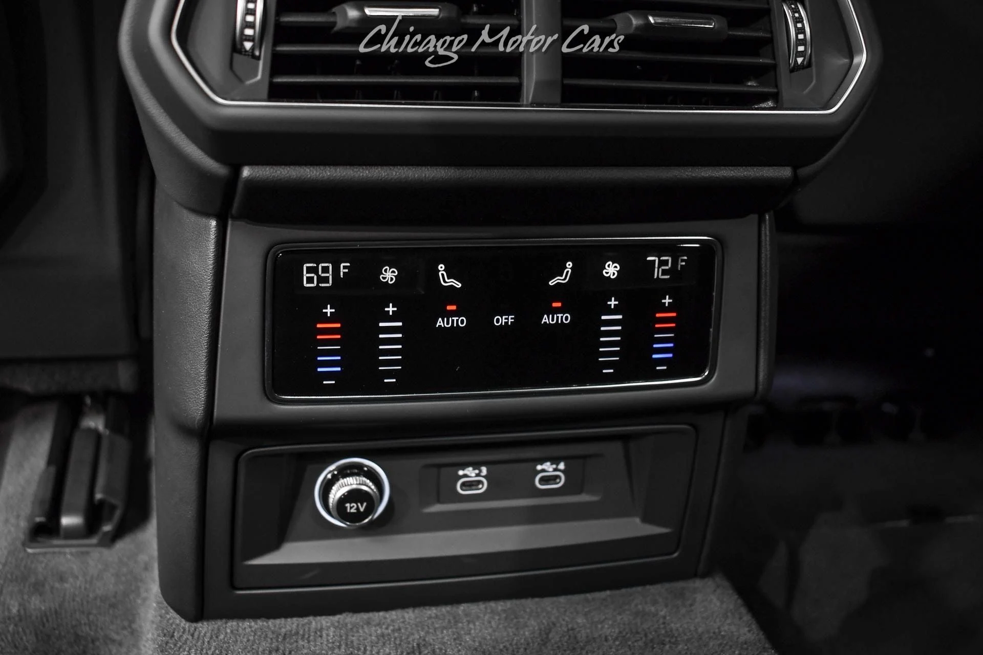 mph028_3804673774_11746_p29_l_e02f610c24