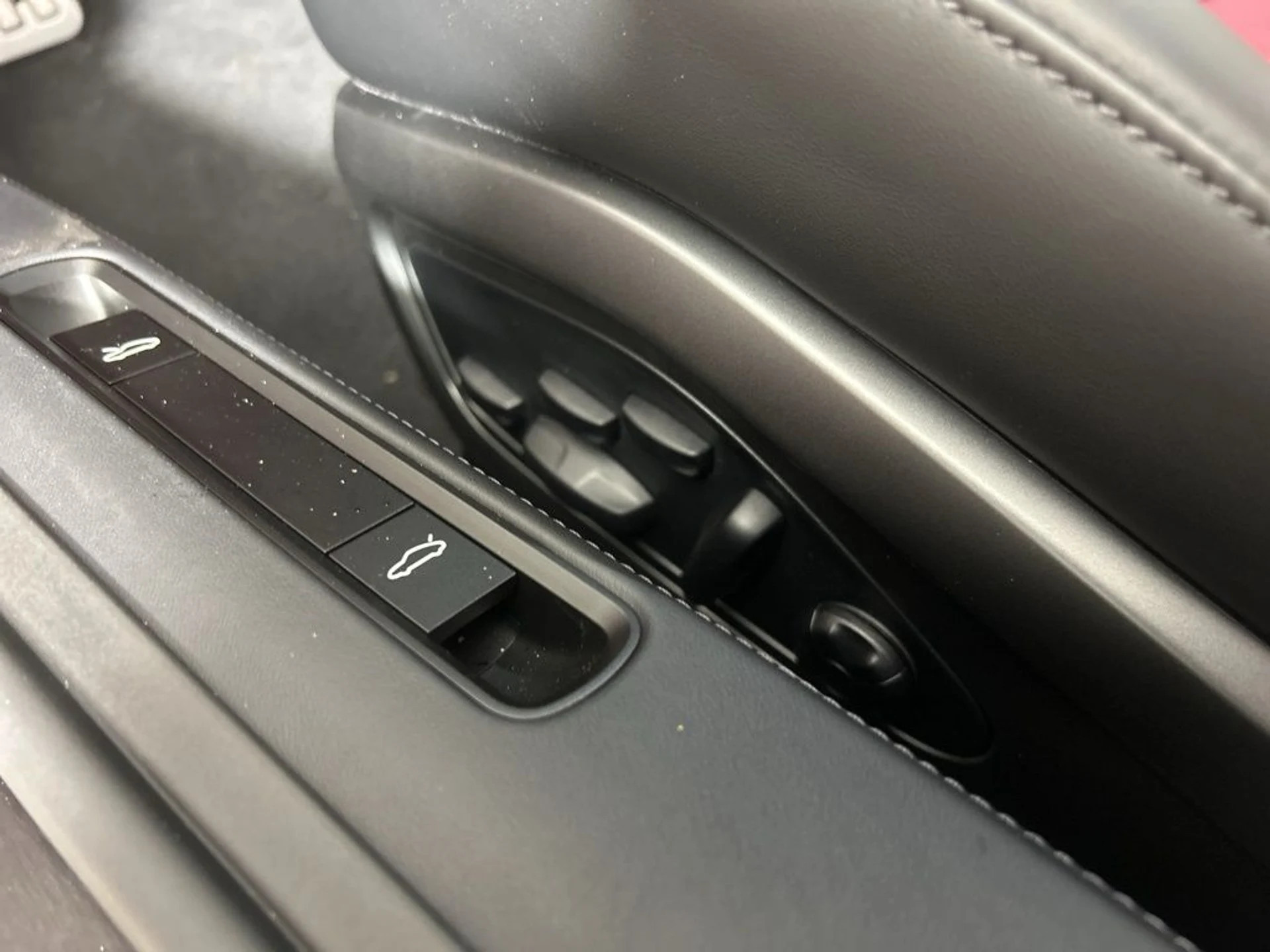 mph028_3804806884_84ec16455ac5d76e62f22a5983f96e71_1369e7df9e