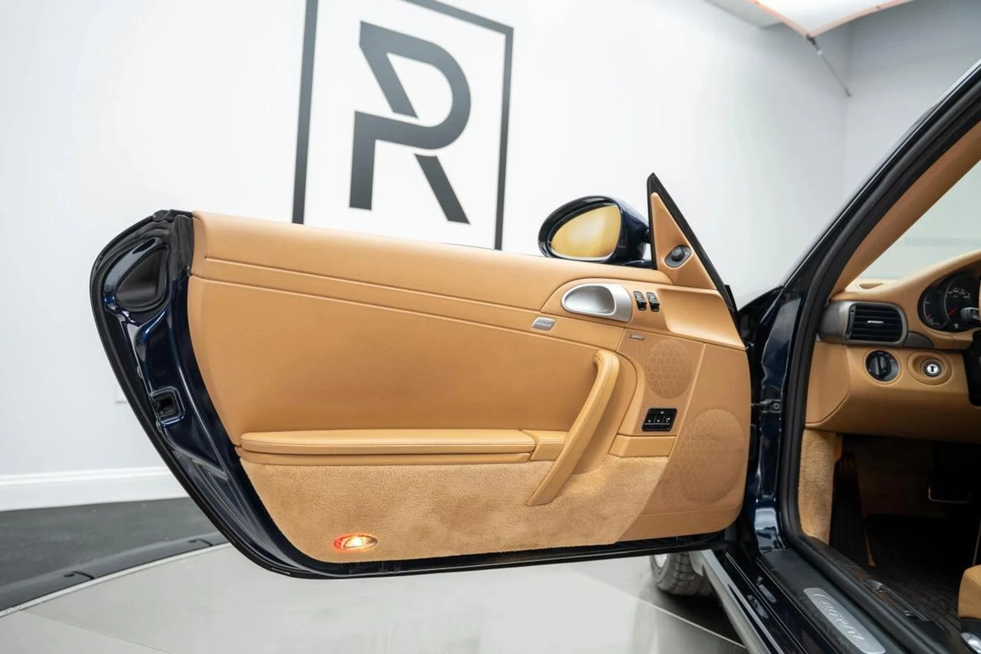 mph028_3815698389_e0f10ae3c72cb5c7488d1e8b999c0505_7b403136b9