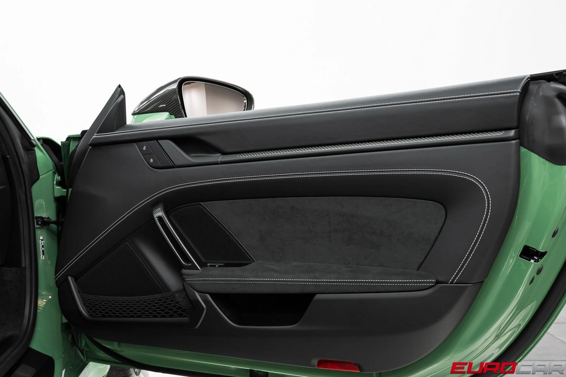 mph028_3819804747_image_29_459f5bb154