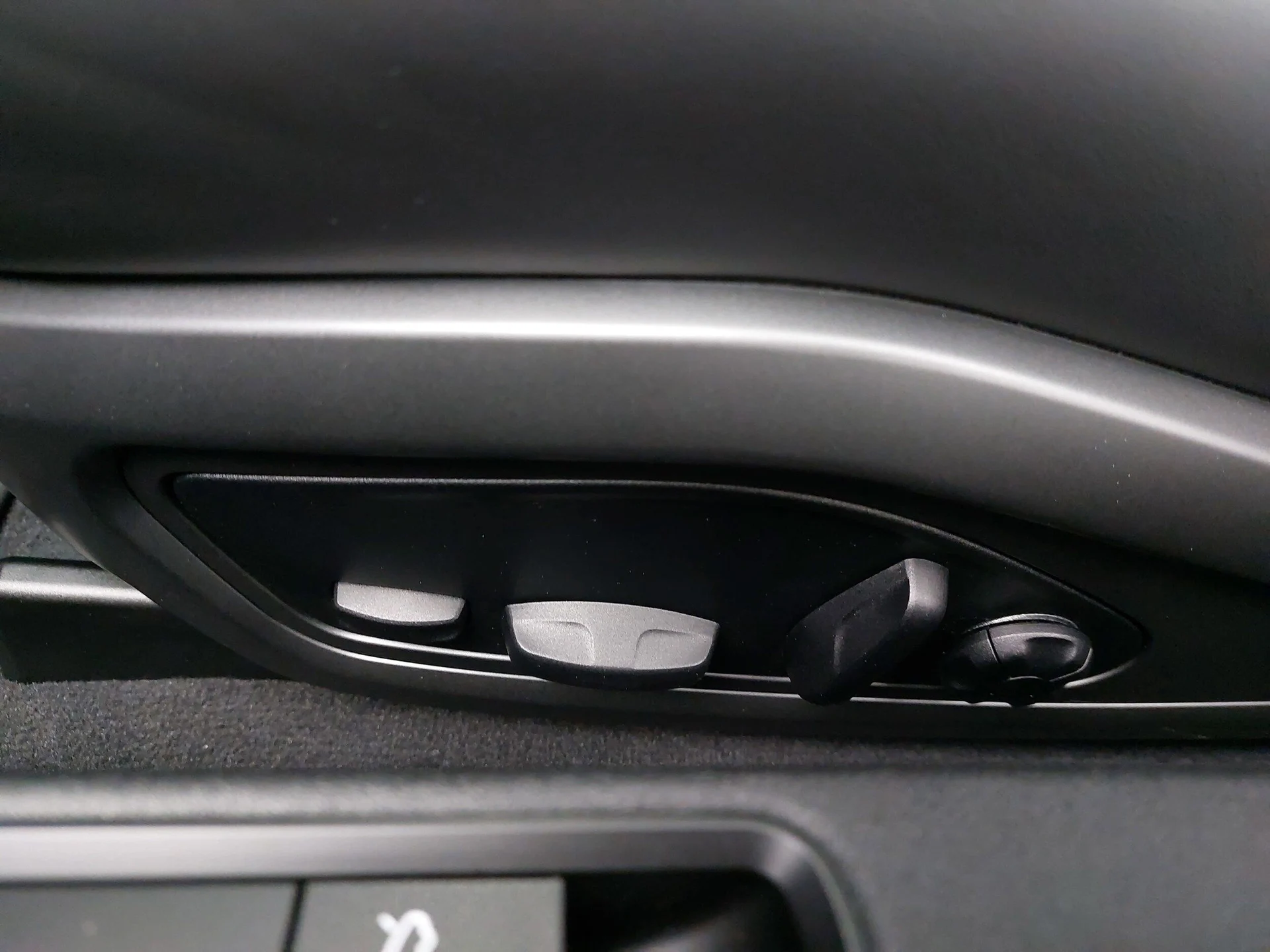 mph028_3824202011_a72403bda4d367d2a1c933f48b00d7f4x_9c75a4be17