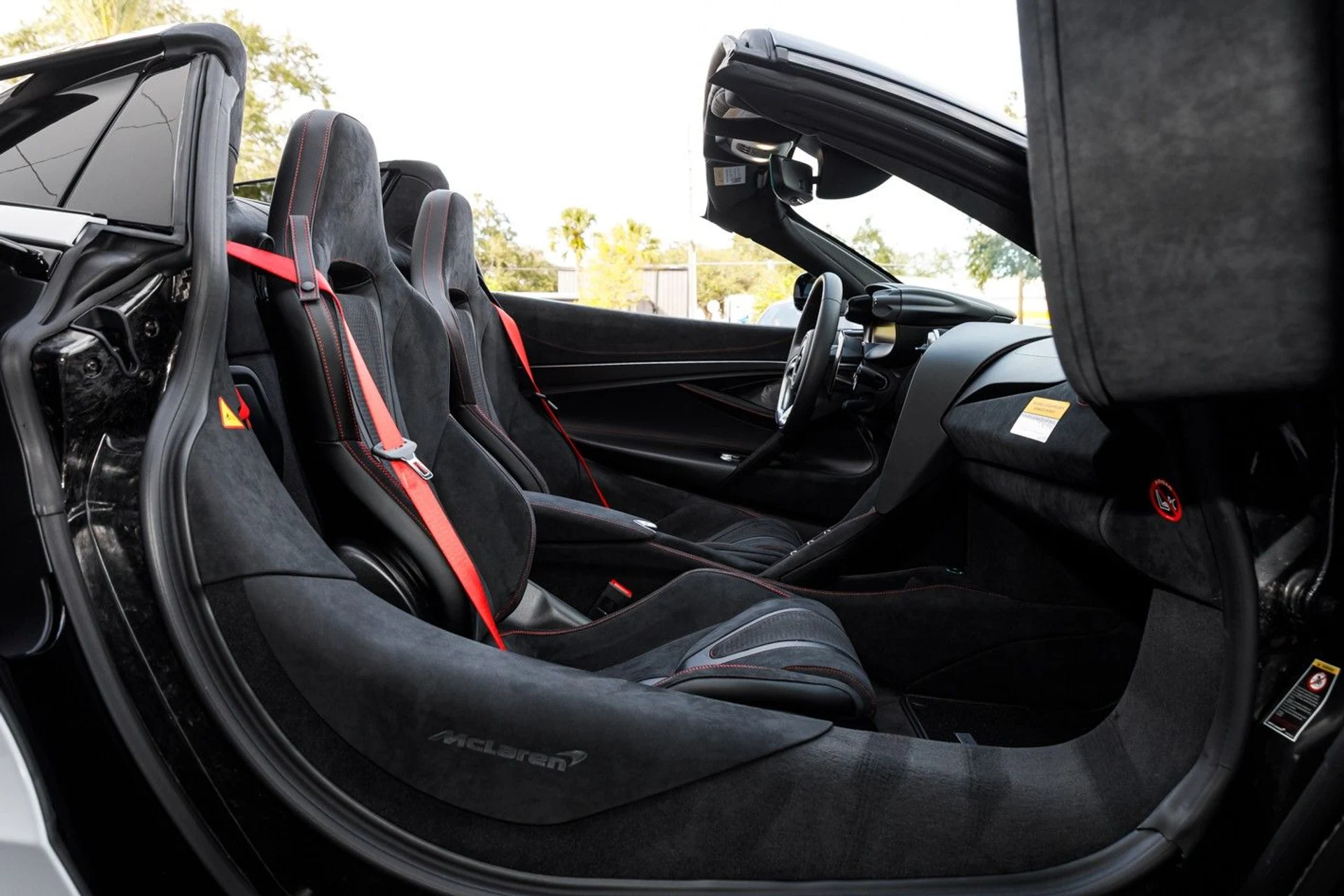 mph028_3829052977_637_p29_l_c3456770a9