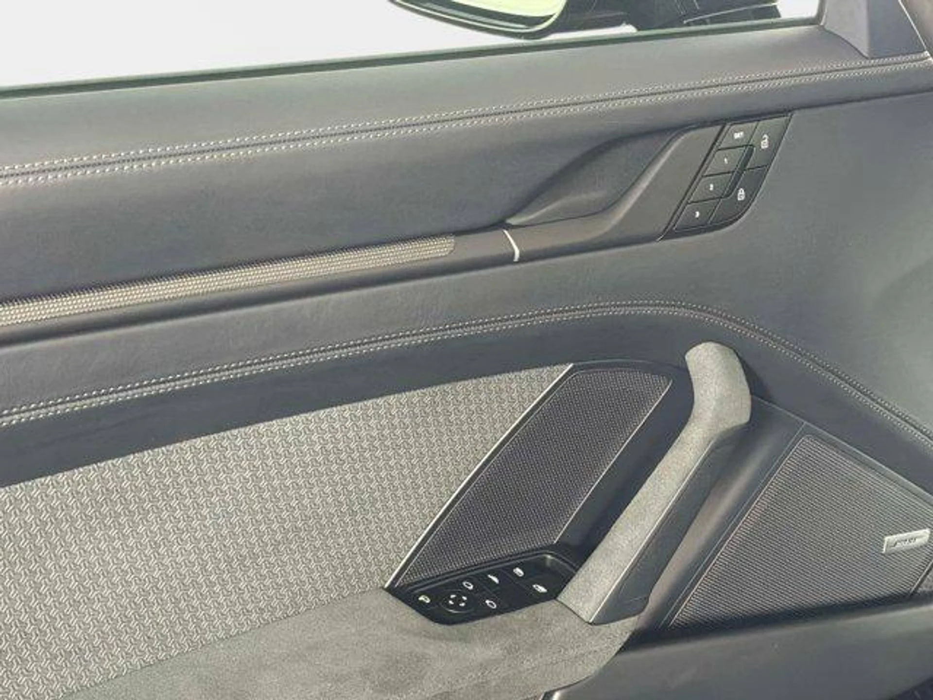 mph028_3837030370_k_H_L1wkbu_Wk_G_Gd_Er_Rx6_Z9_un_S6g_00bcda5485