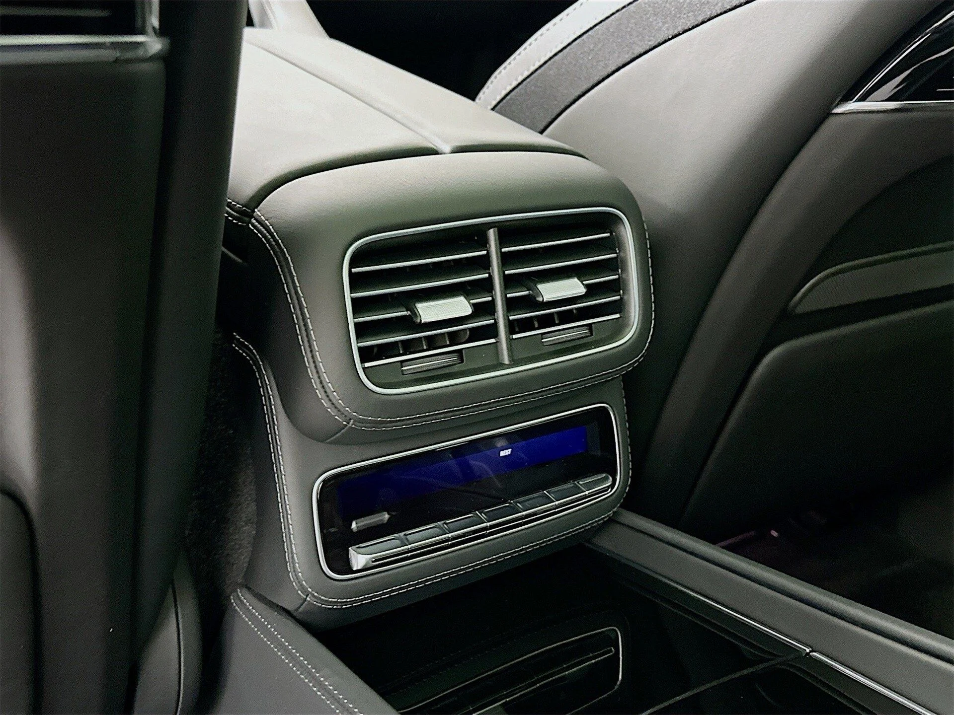 mph028_3839292742_f0587ee1f04744d9bbc4a9e707f59235x_ffb0036b01