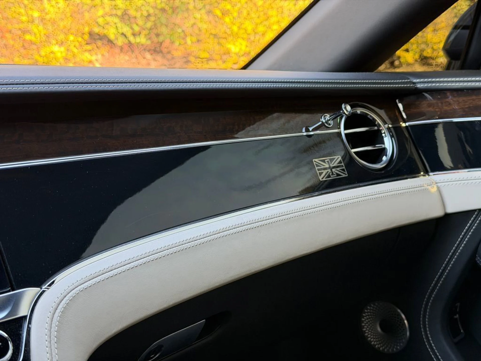 mph028_3840776421_8e8dccf8aa4044ef81af1906dd31c325_a96c2dc27d