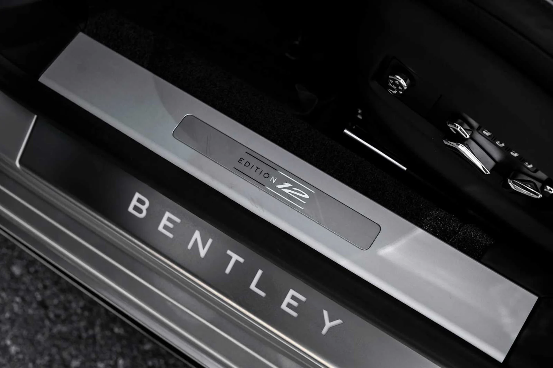 mph028_3844025534_c98c3502f9492e40d85e878243cb5df7x_76383102ab