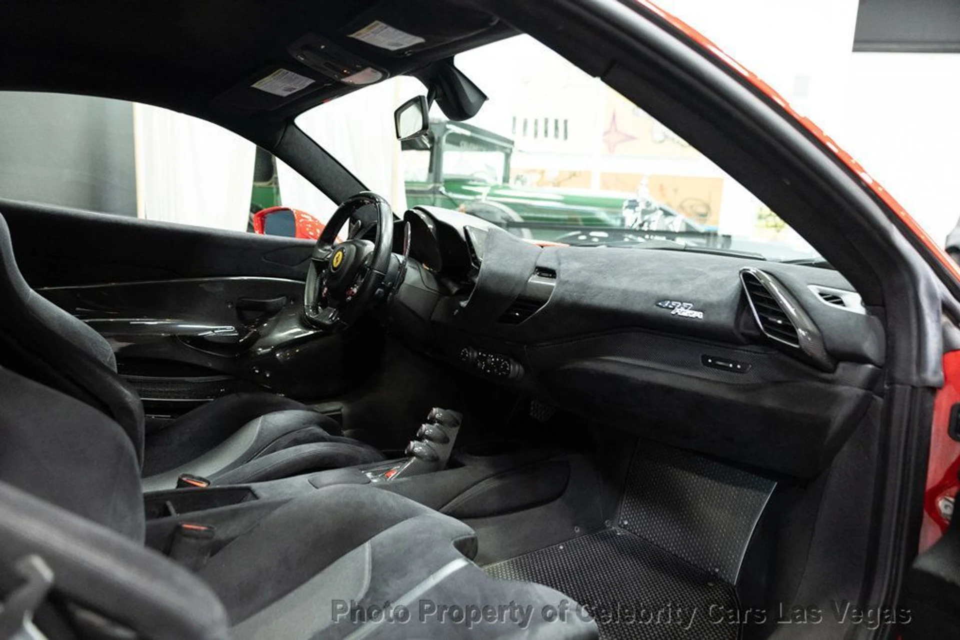 mph028_3847294376_used_2020_ferrari_488_pista_488pista_9707_22881608_29_1024_ee436cb2ff
