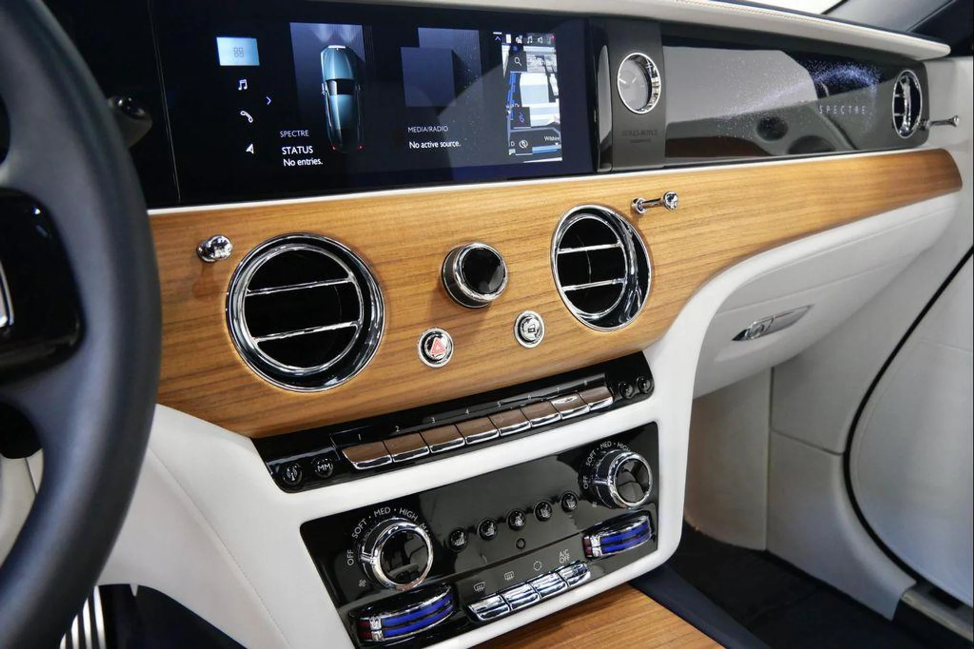 mph028_3848639329_50_Z9tc1_Oe5f_Mi_H1_WI_2_Tcg_Kafi_Z8_eabd68359c