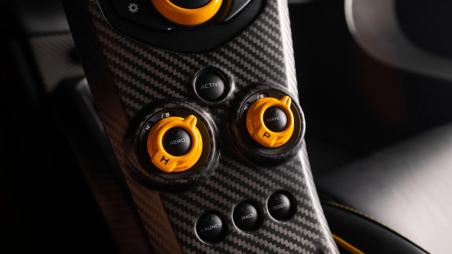mph028_3852401721_Used_2013_Mc_Laren_P1_Coupe_1779235228_f6c188c712