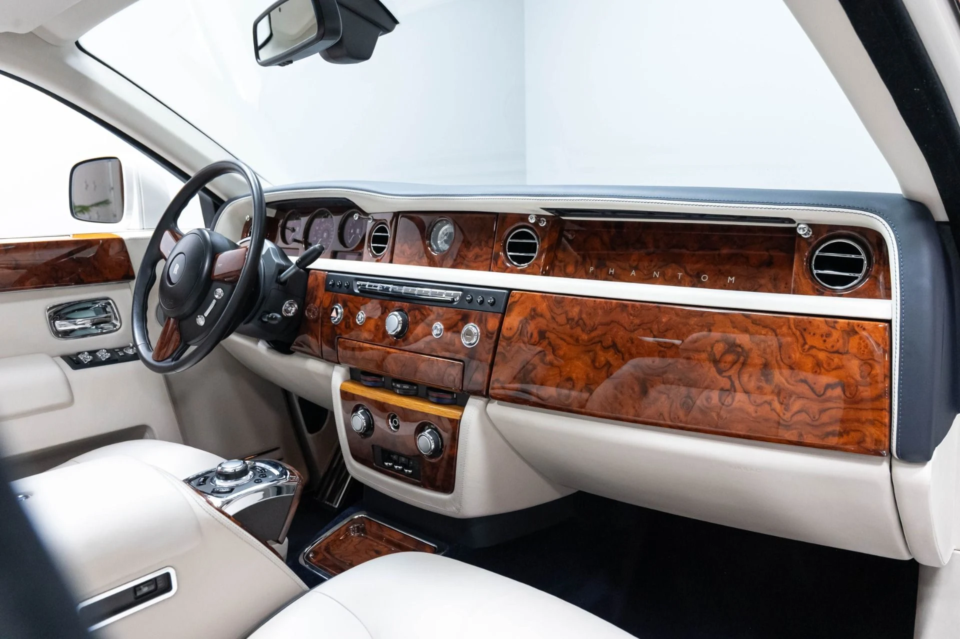 mph028_3856157306_Used_2013_Rolls_Royce_Phantom_1784226914_98deb901a0