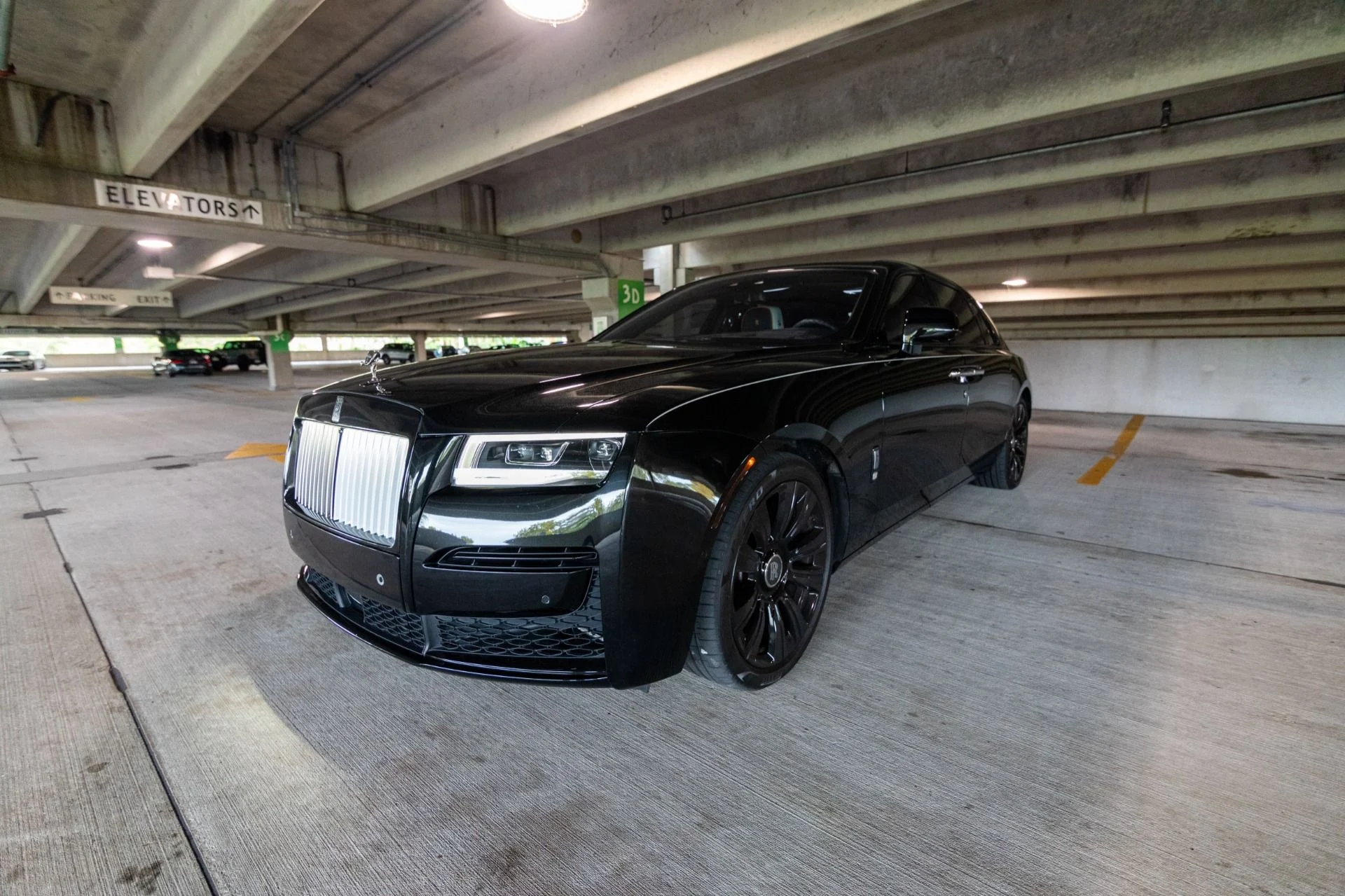 mph028_3857041843_Used_2021_Rolls_Royce_Ghost_EWB_1768869200_3bc6a5103d