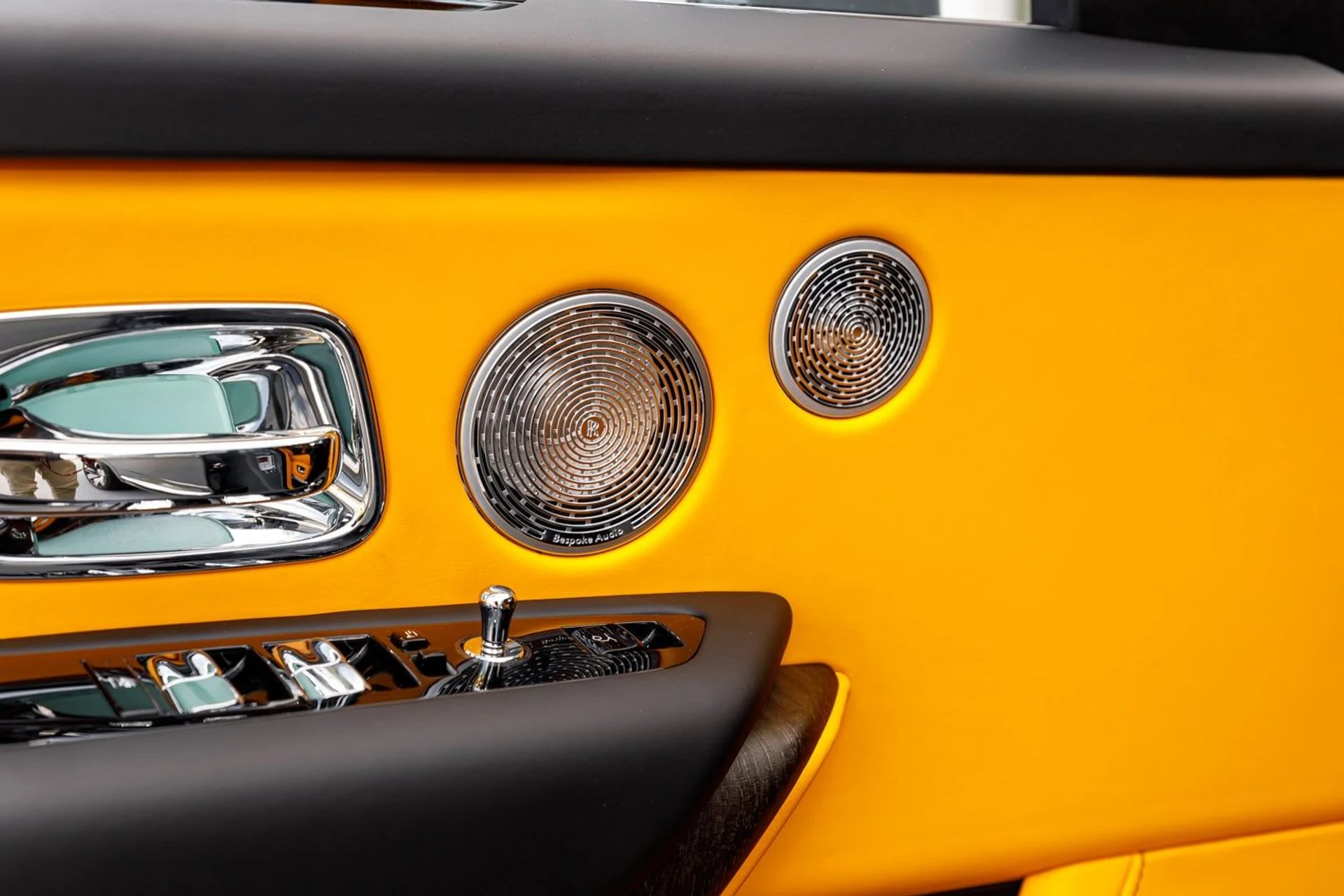 mph028_385794918_7b4312200f92d2e2025304b507c7e11ax_0ed7bcbd52