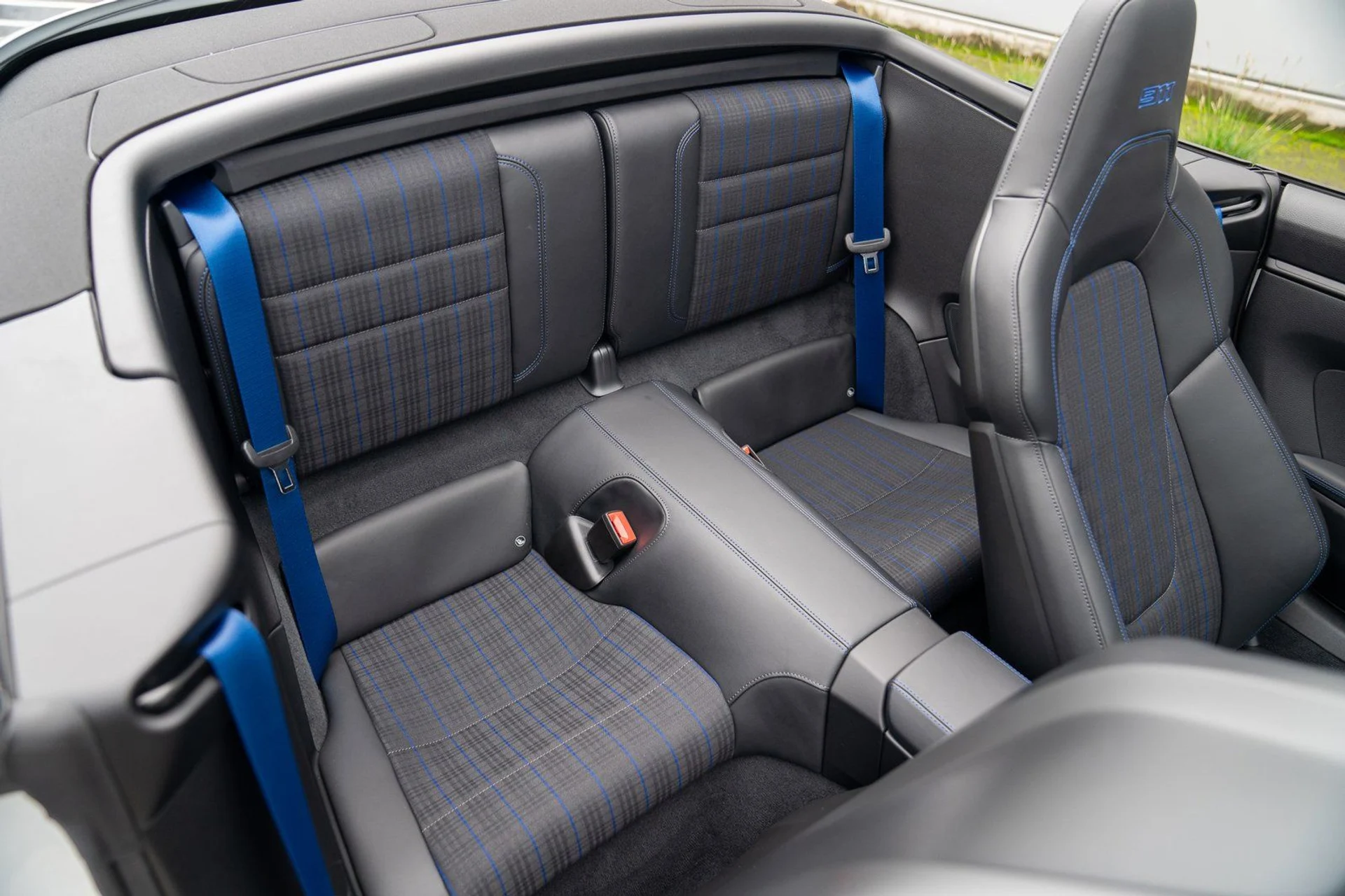 mph028_3861684131_65158eaa46fb40a30a8fd059c56dc925x_75ccde2f9d