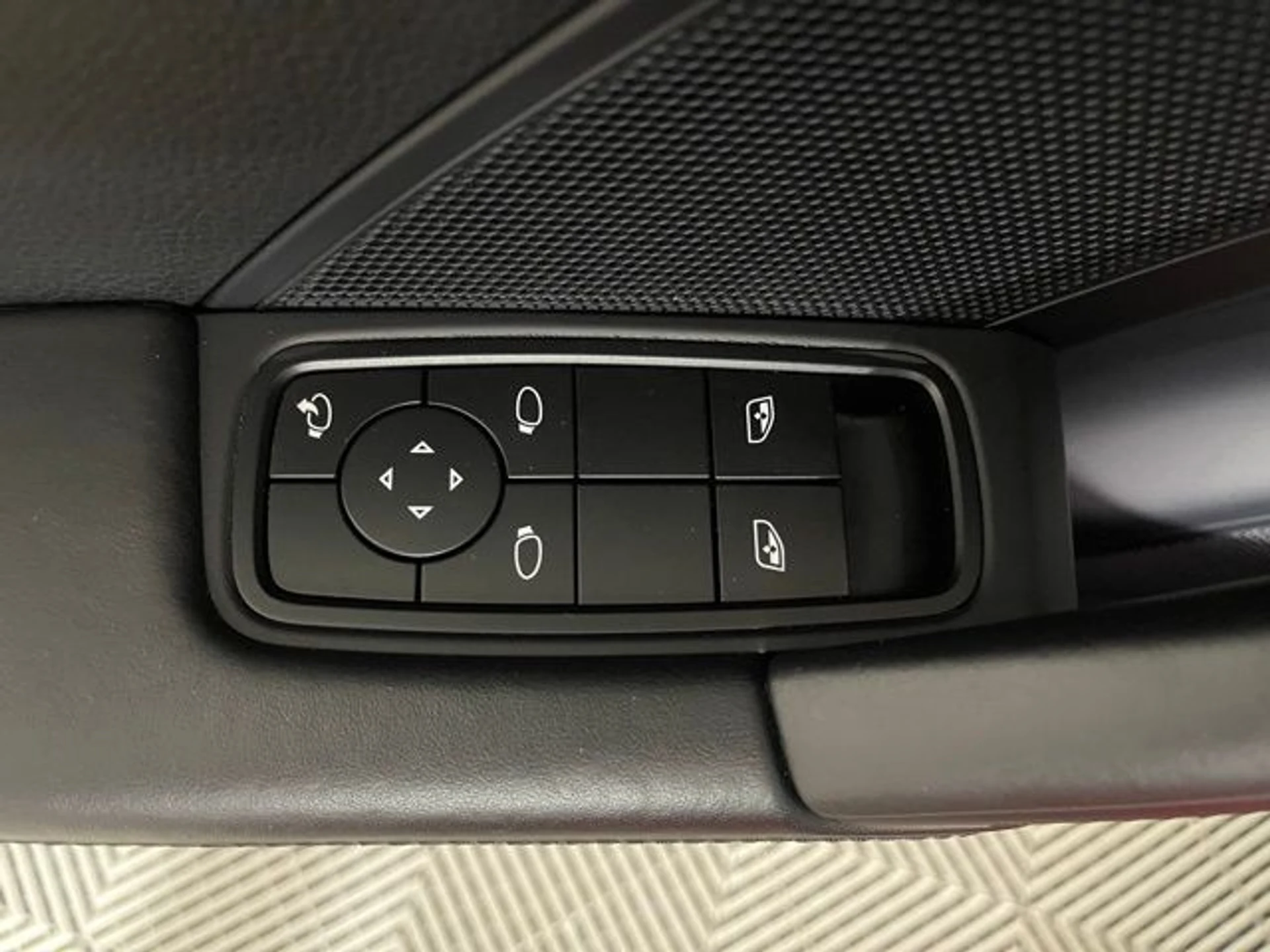 mph028_386171332_158fa67da9d95b0fd545c5555acd1baex_baccb72616