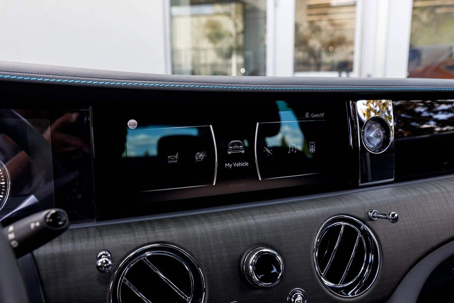 mph028_386522790_d241d340ec23fcf9e6ecd05086ed6709x_090f8cb3be