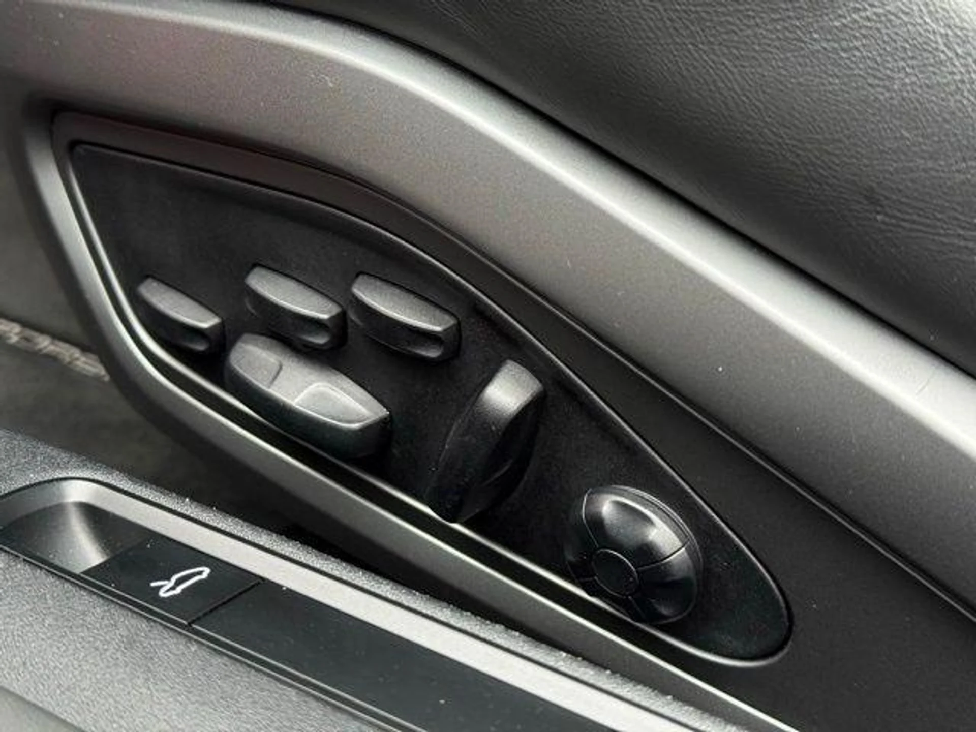 mph028_3866772772_wr4_Lz6pg_Rn_Uj0_G8_V_Pt_Tdr_Pq_2_LQ_658141f988