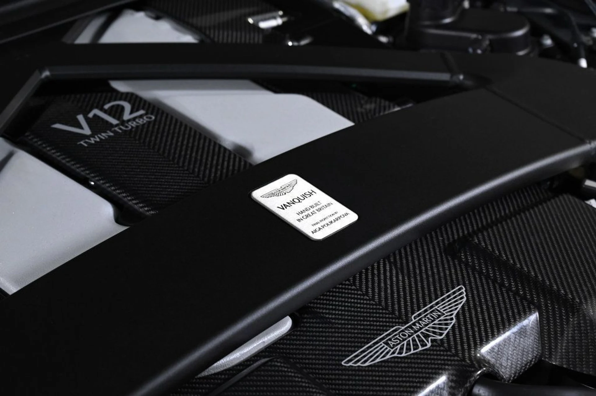 mph028_3868990789_new_2026_aston_martin_vanquish_volante_11350_22943643_28_1024_1a76cb0754