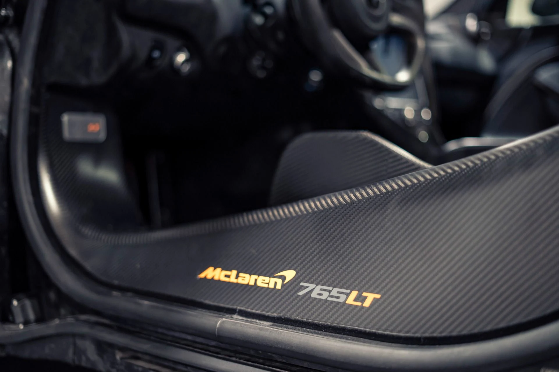 mph028_3873898360_Used_2021_Mc_Laren_765_LT_568000_MSRP_Chicane_Grey_Carbon_Roof_Scoop_1779213543_29dea285c9