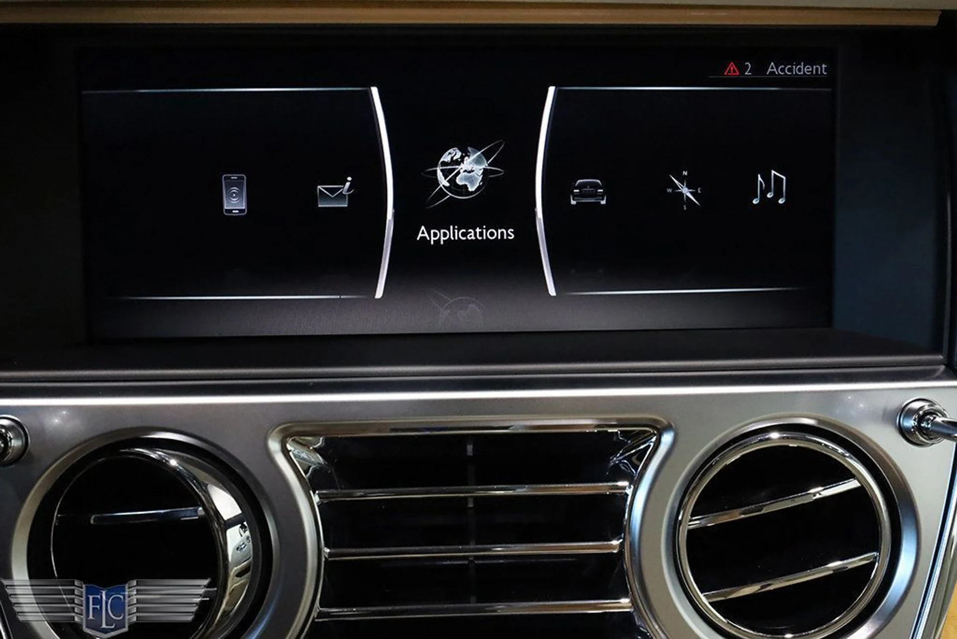 mph028_3905722351_used_2019_rolls_royce_wraith_coupe_9689_22959552_29_1024_148bf2cc52