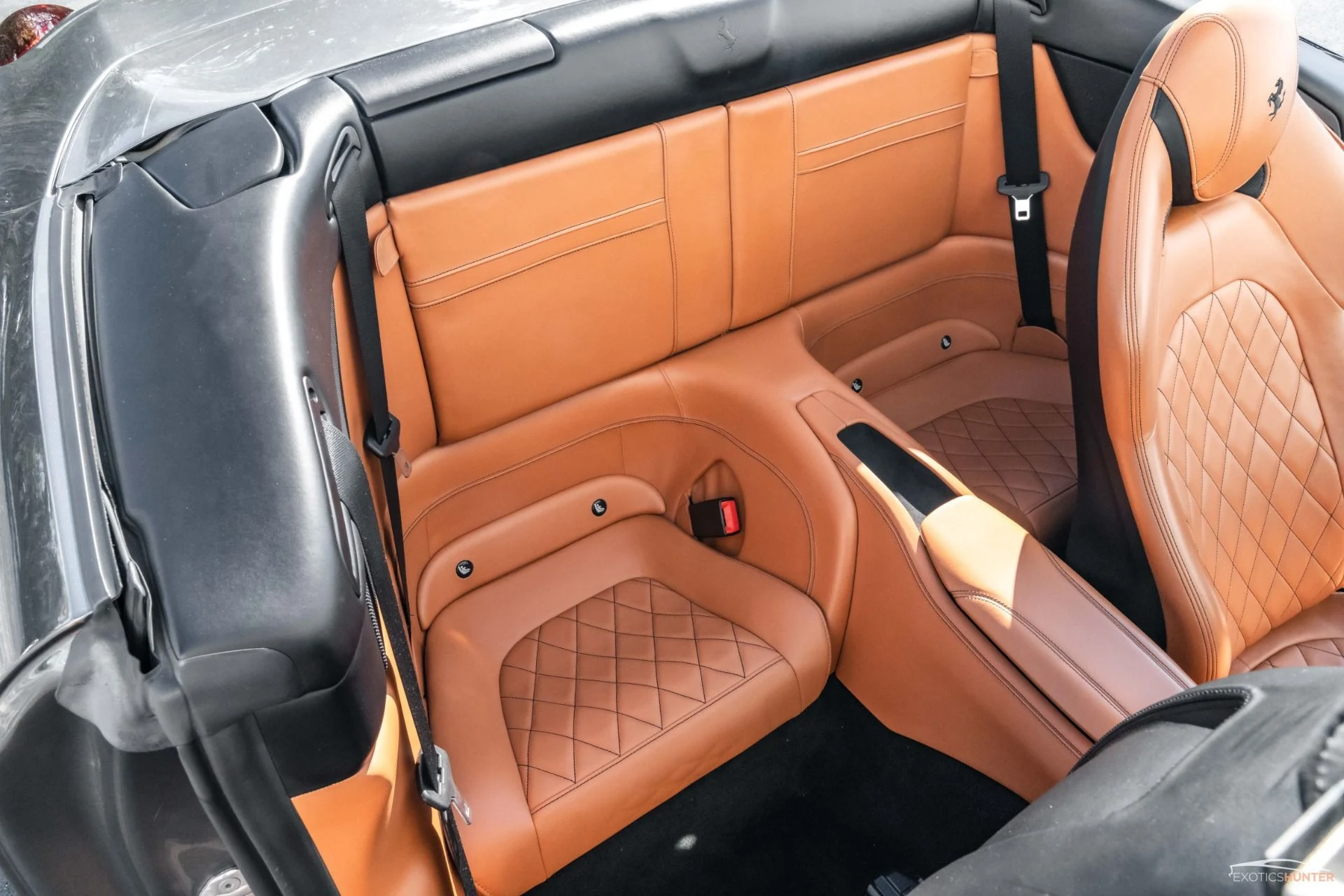 mph028_3921411440_Used_2015_Ferrari_California_T_w_Carbon_Steering_Wheel_Magneride_Reverse_Cam_20in_Wheels_1746820122_9c84dbf40a